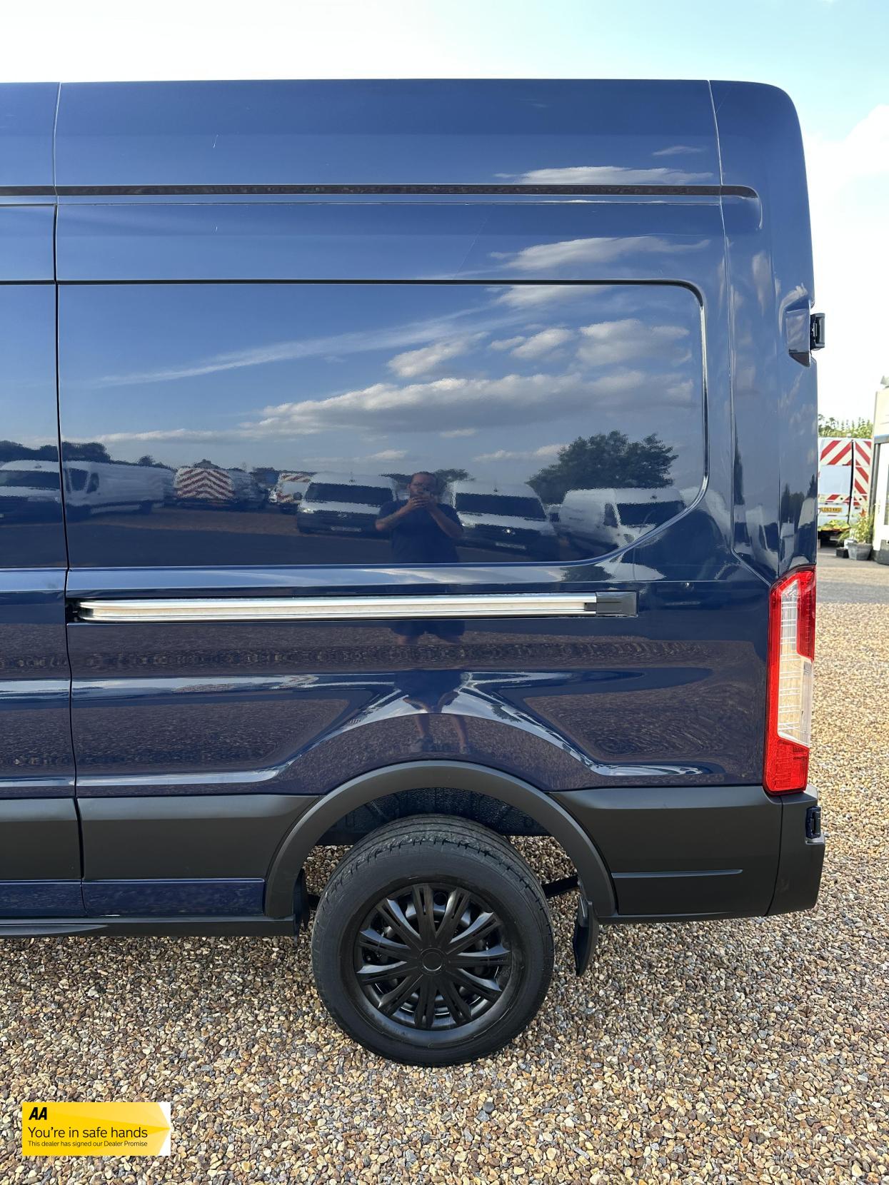 Ford Transit 2.0 350 EcoBlue Leader Panel Van 5dr Diesel Manual FWD L3 H3 Euro 6 (s/s) (170 ps)