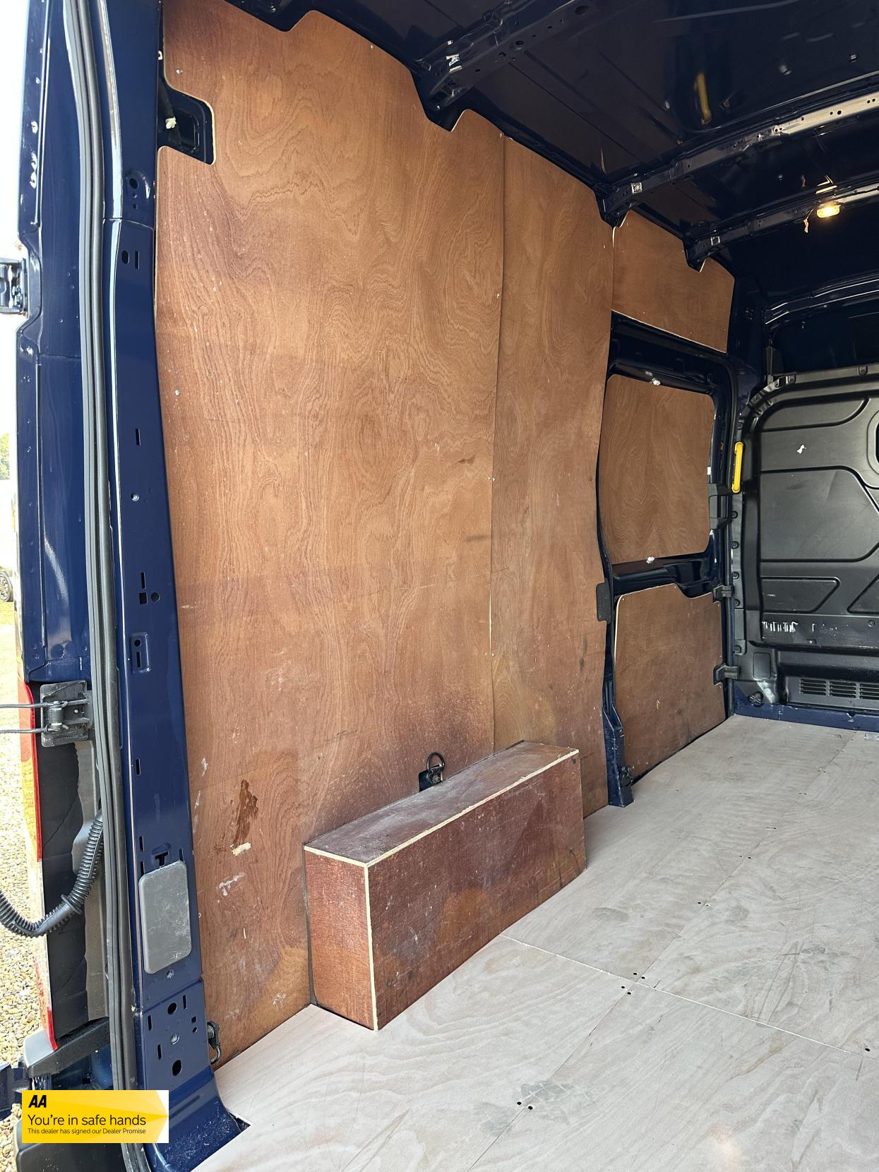 Ford Transit 2.0 350 EcoBlue Leader Panel Van 5dr Diesel Manual FWD L3 H3 Euro 6 (s/s) (170 ps)