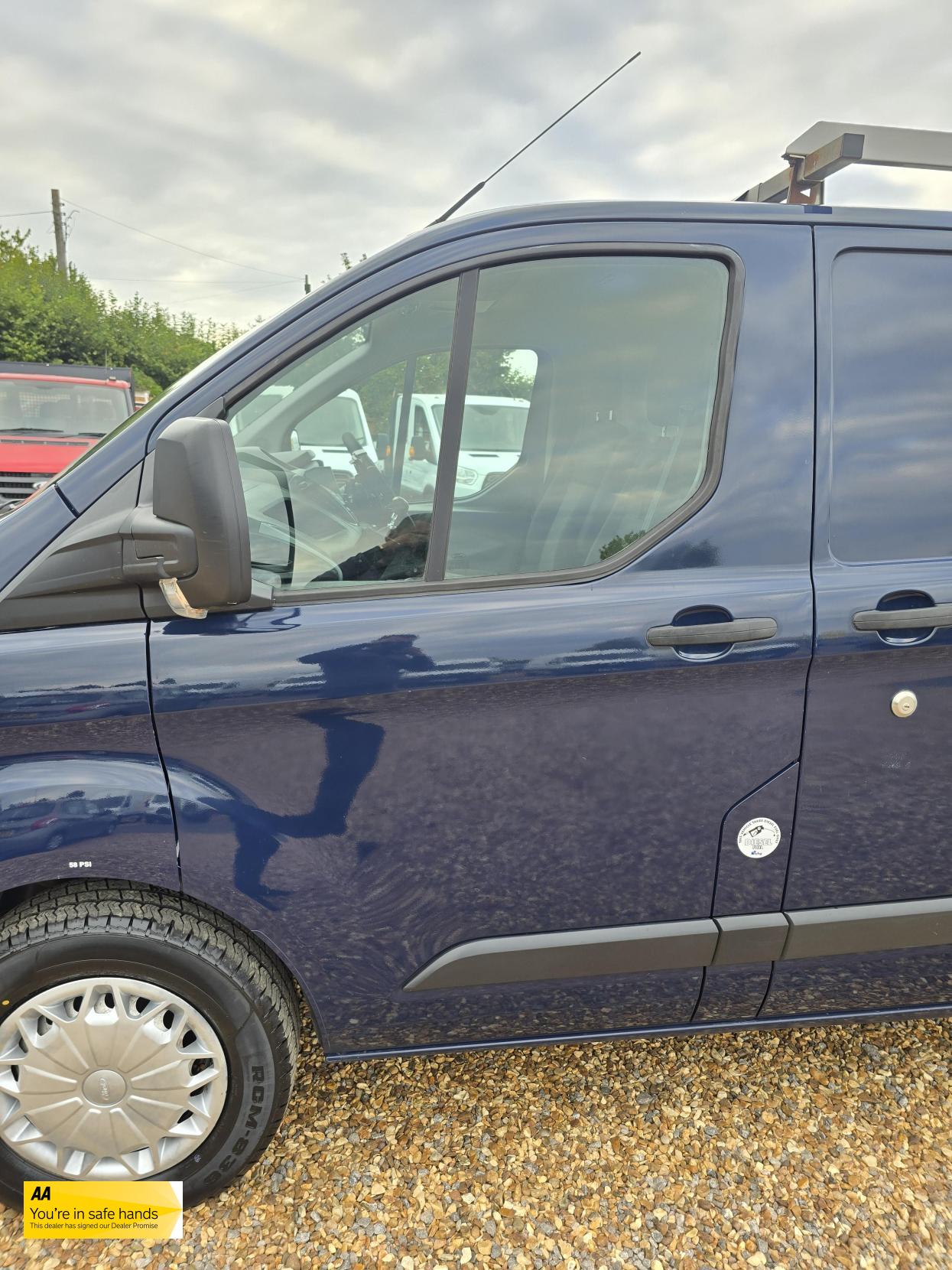 Ford Transit Custom 2.2 TDCi 330 Trend Panel Van 5dr Diesel Manual L2 H1 (197 g/km, 123 bhp)