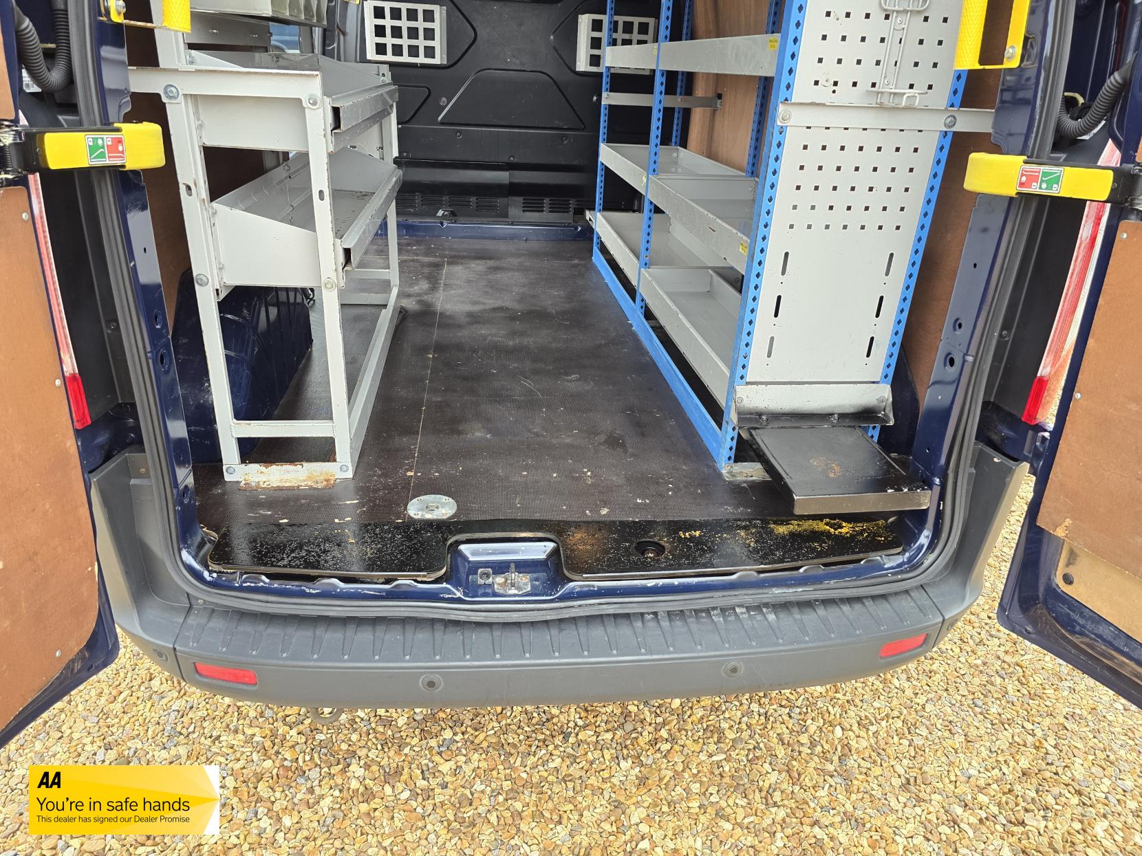 Ford Transit Custom 2.2 TDCi 330 Trend Panel Van 5dr Diesel Manual L2 H1 (197 g/km, 123 bhp)