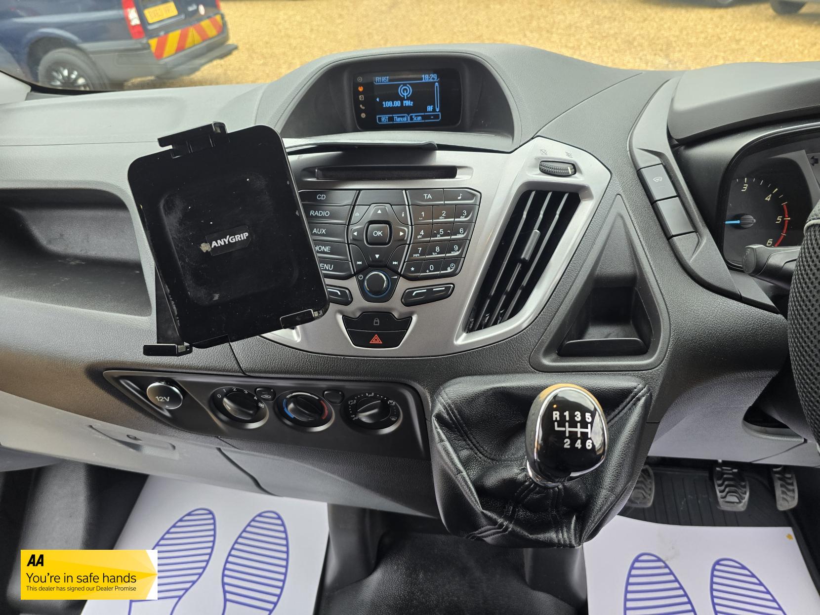 Ford Transit Custom 2.2 TDCi 330 Trend Panel Van 5dr Diesel Manual L2 H1 (197 g/km, 123 bhp)