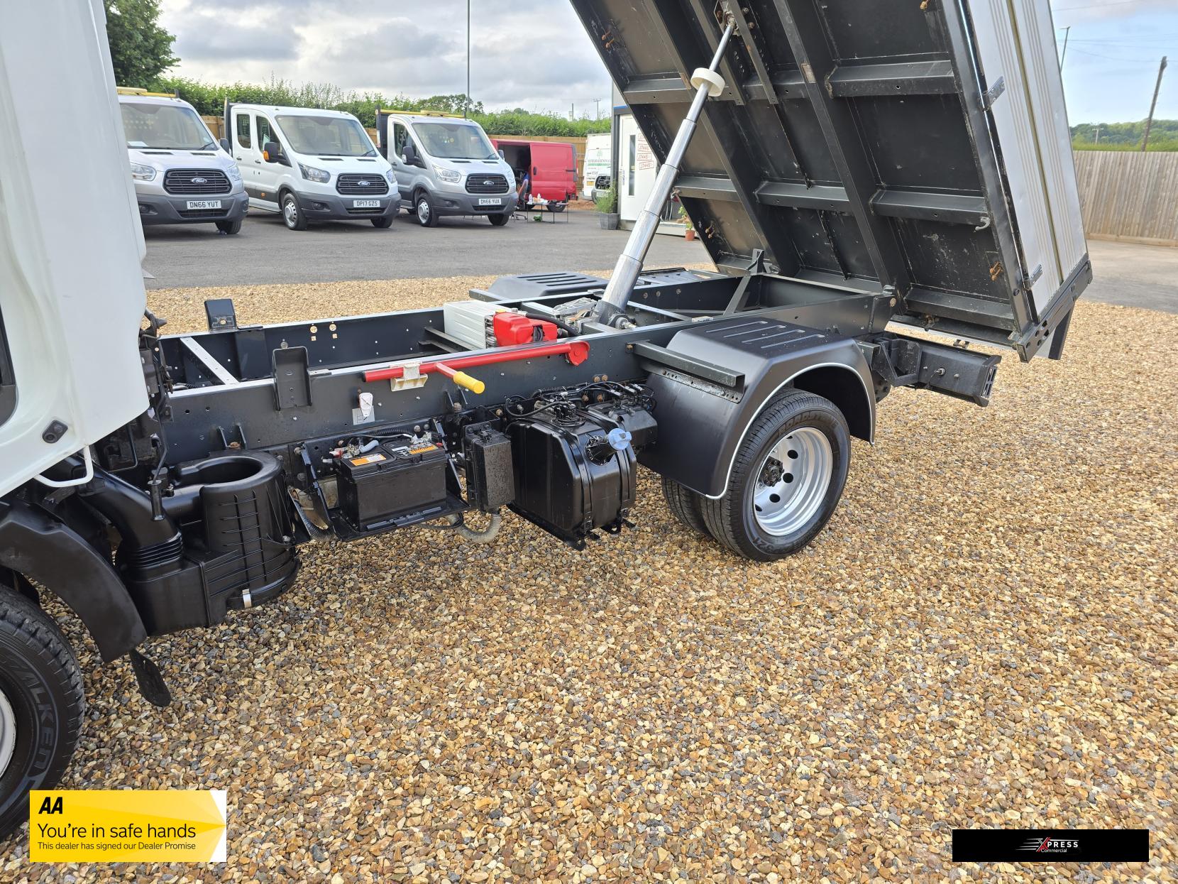 Nissan NT400 Cabstar NT400 Cabstar 3.0 dCi 35.13 Tipper 2dr Diesel Manual L1 Euro 6 (130 ps)