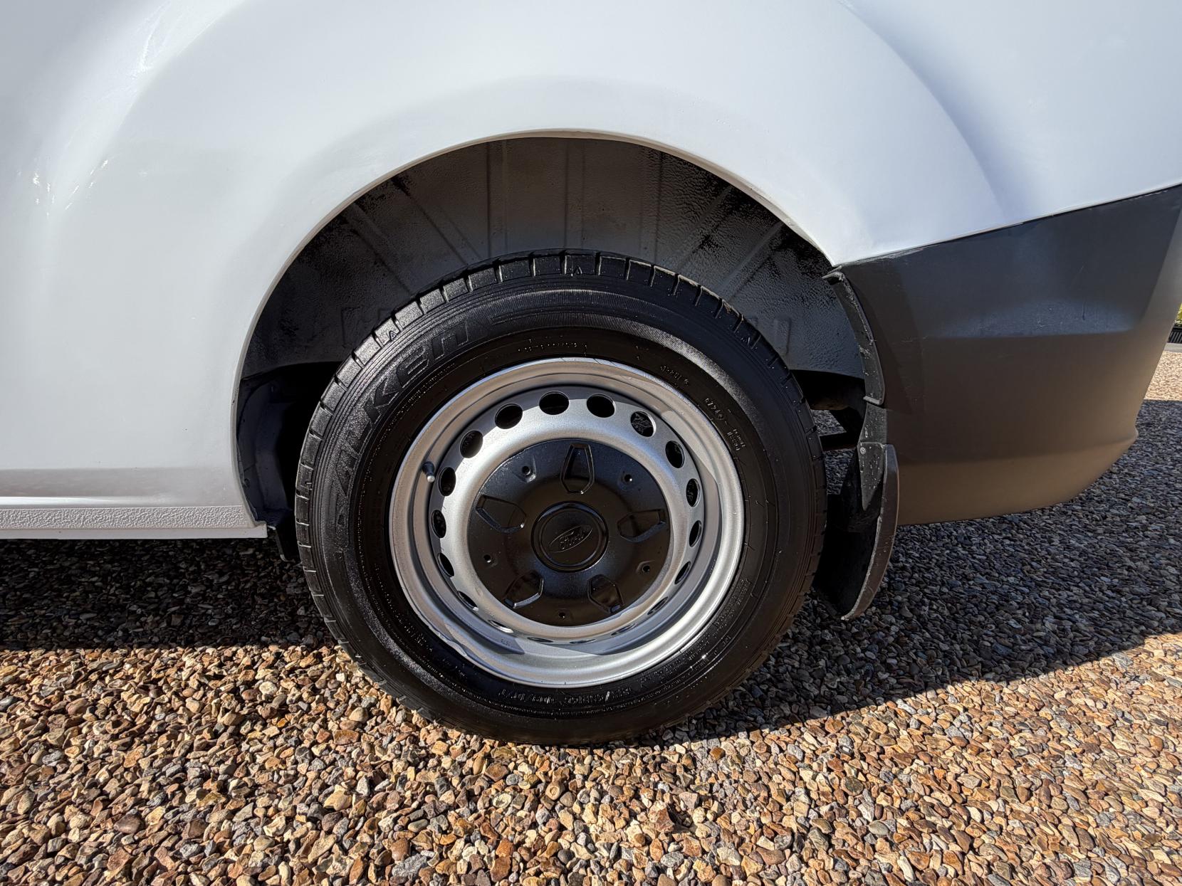 Ford Transit Custom 2.0 320 EcoBlue Panel Van 5dr Diesel Manual L2 H2 Euro 6 (130 ps)