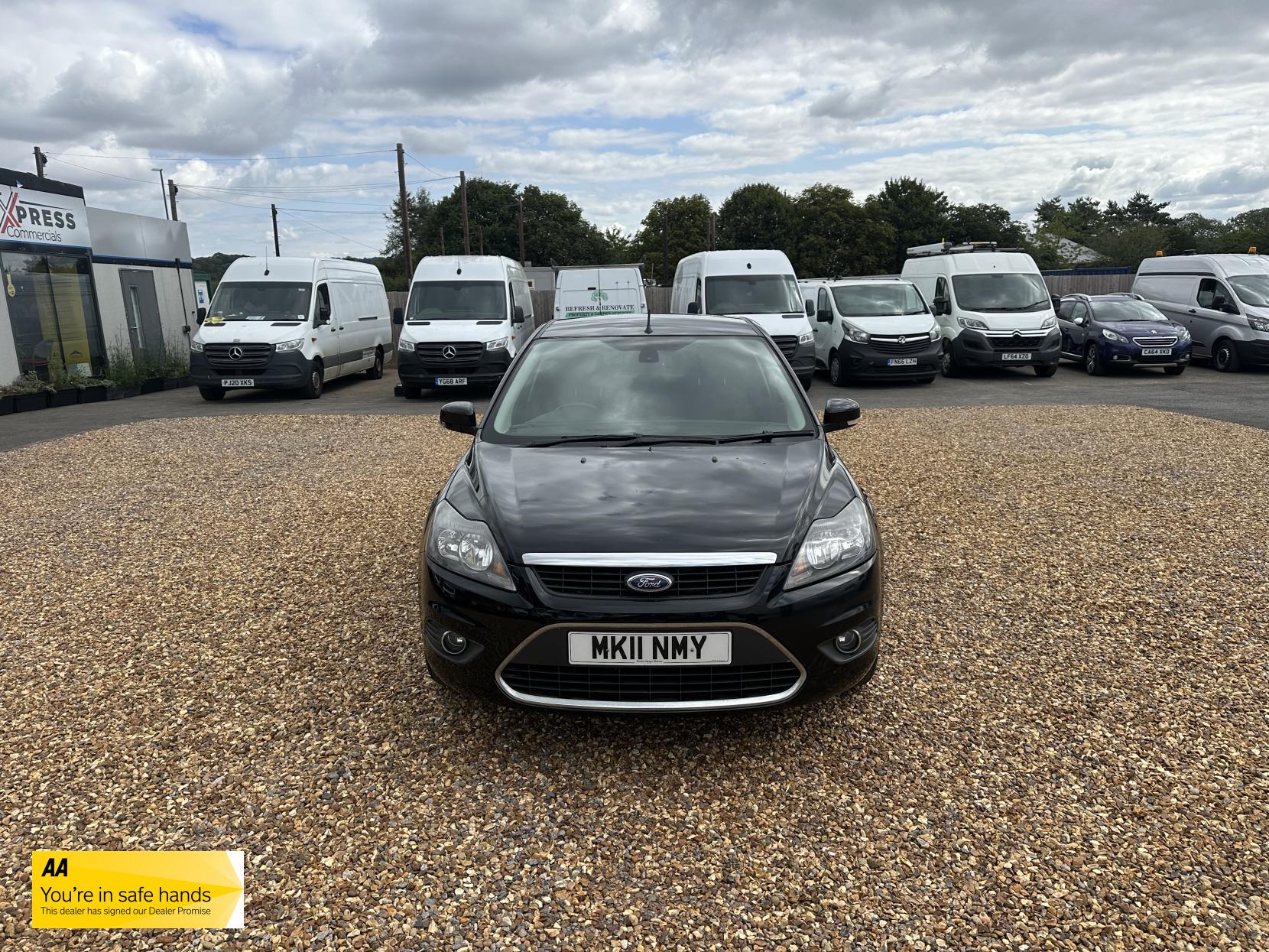Ford Focus 1.6 Titanium Hatchback 5dr Petrol Manual (159 g/km, 99 bhp)
