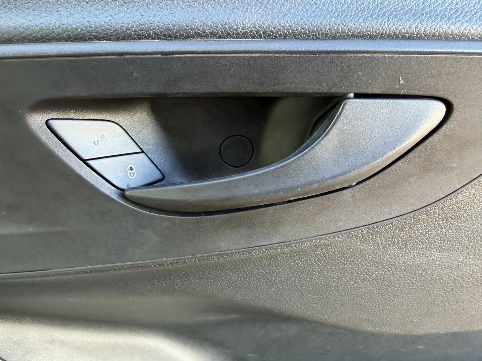 Mercedes-Benz Sprinter 2.1 316 CDI Panel Van 5dr Diesel Manual RWD L2 H2 Euro 6 (163 ps)