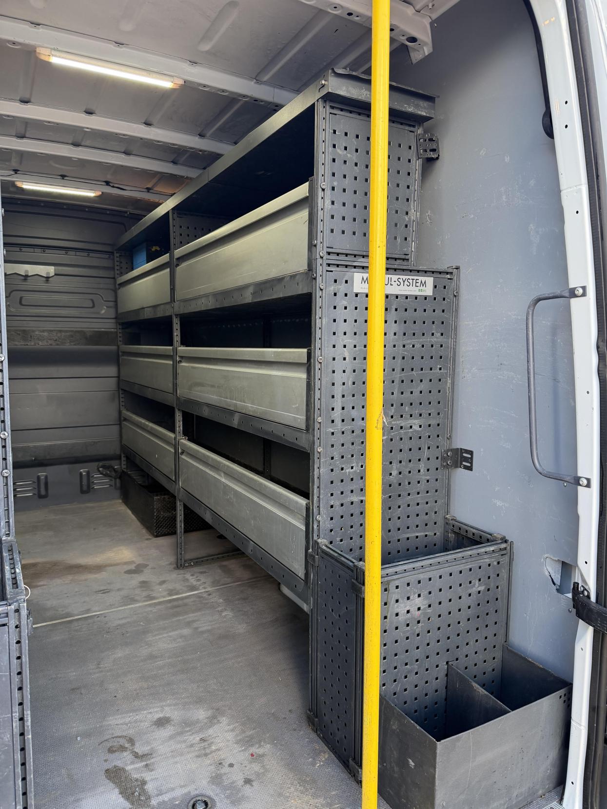 Mercedes-Benz Sprinter 2.1 316 CDI Panel Van 5dr Diesel Manual RWD L2 H2 Euro 6 (163 ps)