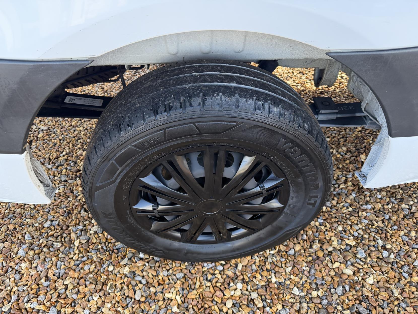 Mercedes-Benz Sprinter 2.1 316 CDI Panel Van 5dr Diesel Manual RWD L2 H2 Euro 6 (163 ps)