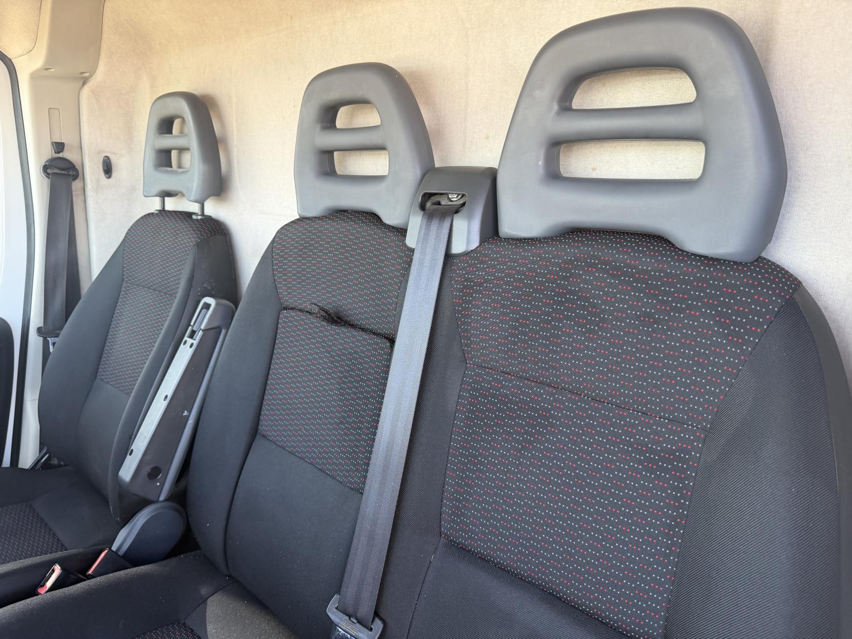 Citroen Relay 2.2 HDi 35 Panel Van 5dr Diesel Manual L4 High Roof Euro 5 (Heavy) (130 ps)