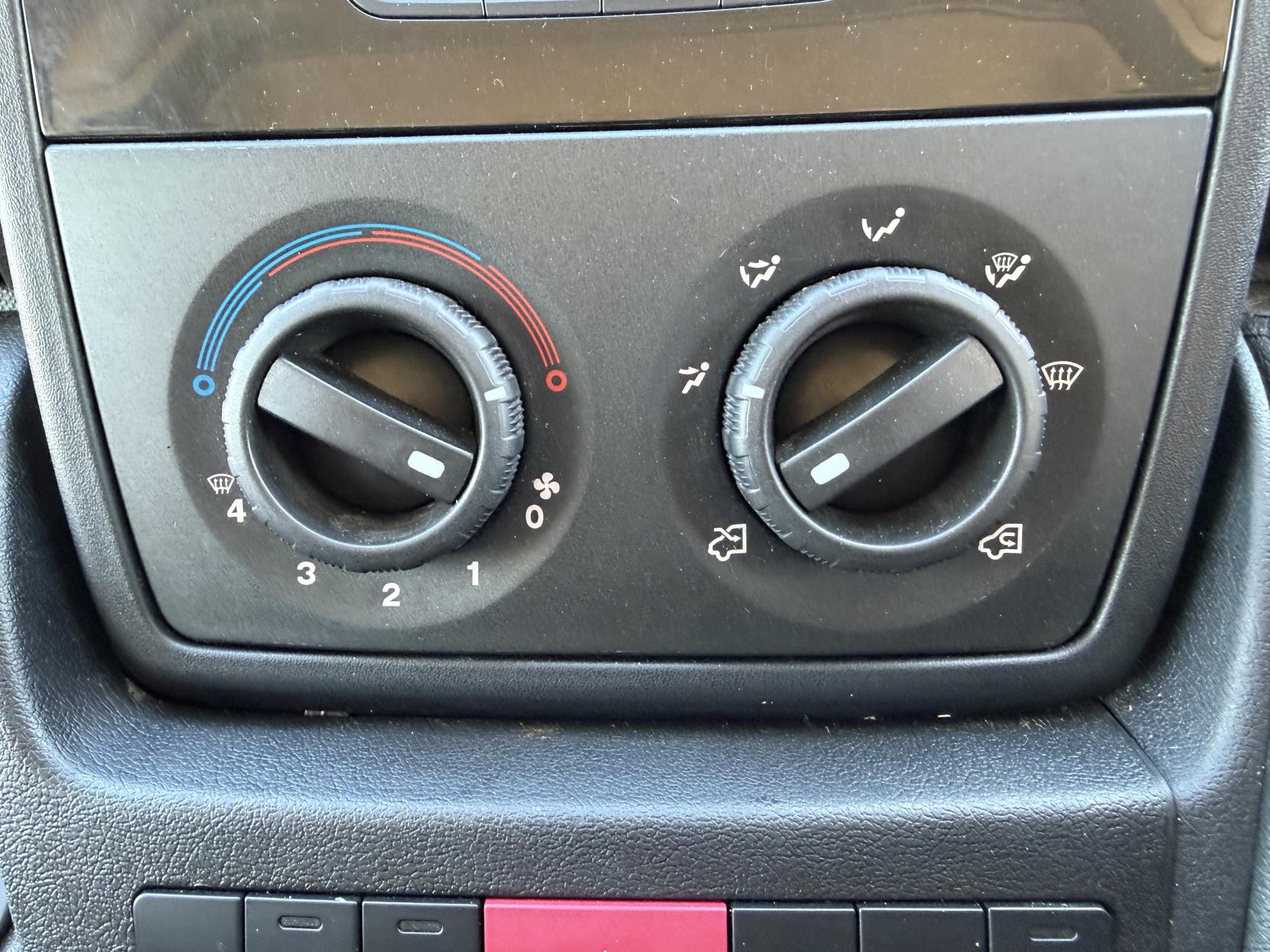 Citroen Relay 2.2 HDi 35 Panel Van 5dr Diesel Manual L4 High Roof Euro 5 (Heavy) (130 ps)