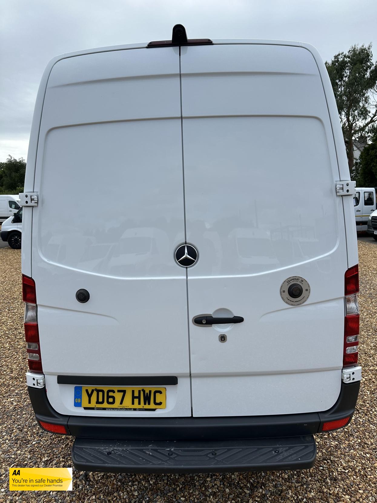Mercedes-Benz Sprinter 2.1 311 CDi Panel Van 5dr Diesel Manual RWD L3 H3 (234 g/km, 112 bhp)
