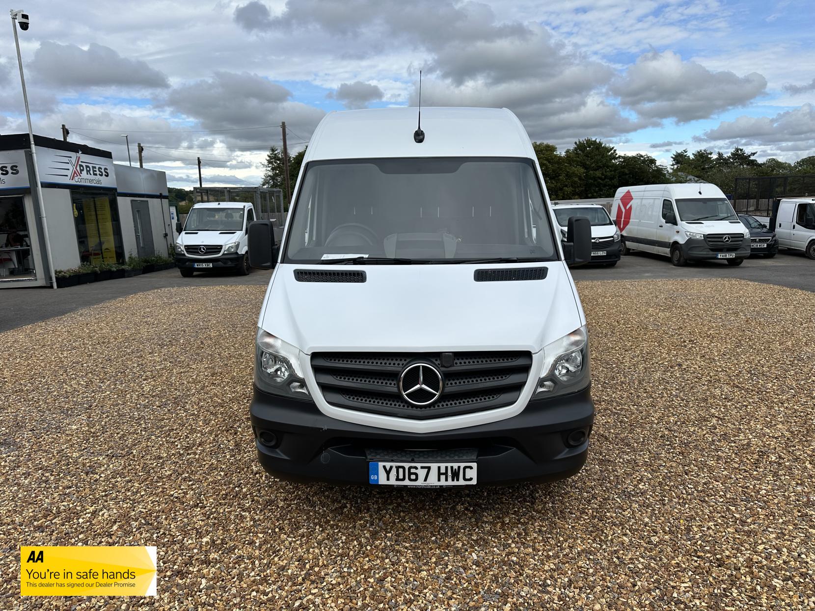 Mercedes-Benz Sprinter 2.1 311 CDi Panel Van 5dr Diesel Manual RWD L3 H3 (234 g/km, 112 bhp)