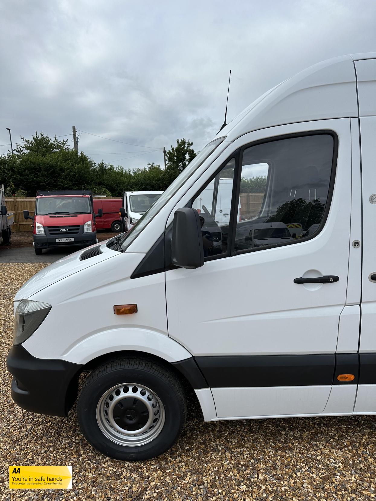 Mercedes-Benz Sprinter 2.1 311 CDi Panel Van 5dr Diesel Manual RWD L3 H3 (234 g/km, 112 bhp)