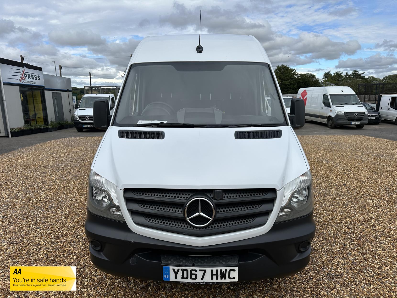 Mercedes-Benz Sprinter 2.1 311 CDi Panel Van 5dr Diesel Manual RWD L3 H3 (234 g/km, 112 bhp)