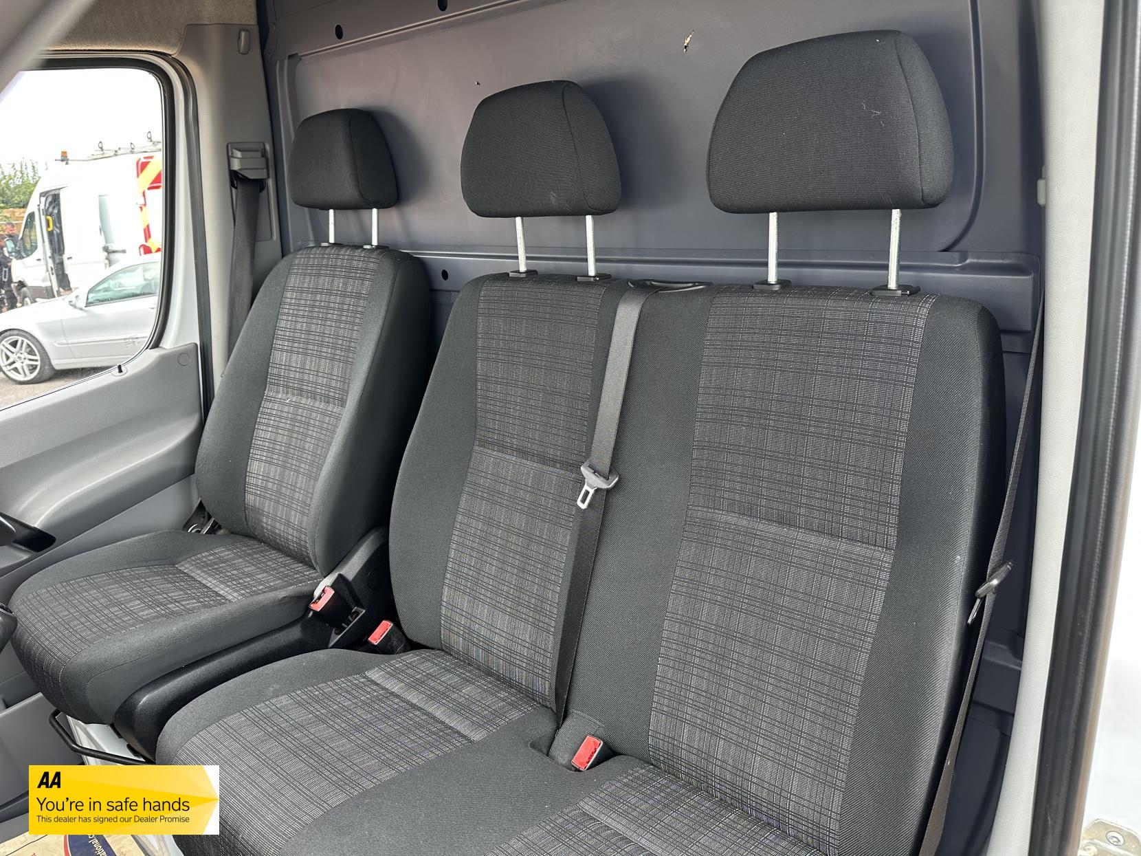Mercedes-Benz Sprinter 2.1 311 CDi Panel Van 5dr Diesel Manual RWD L3 H3 (234 g/km, 112 bhp)