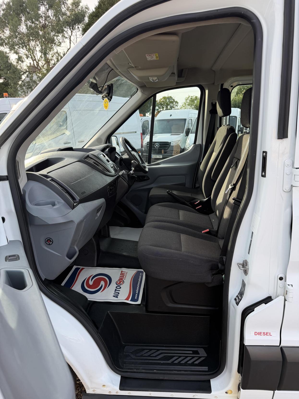 2018 Ford Transit 2.0 350 EcoBlue Chassis Double Cab 4dr Diesel Manual RWD L3 H1 Euro 6 (DRW) (105 ps) - Thumbnail 40