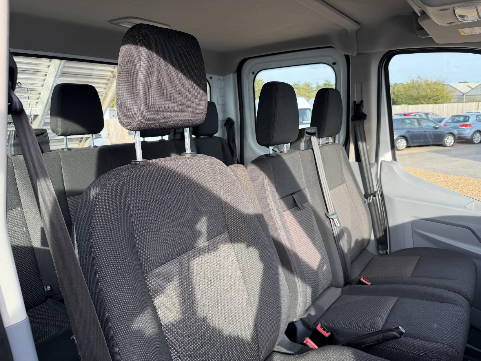 2018 Ford Transit 2.0 350 EcoBlue Chassis Double Cab 4dr Diesel Manual RWD L3 H1 Euro 6 (DRW) (105 ps) - Thumbnail 36