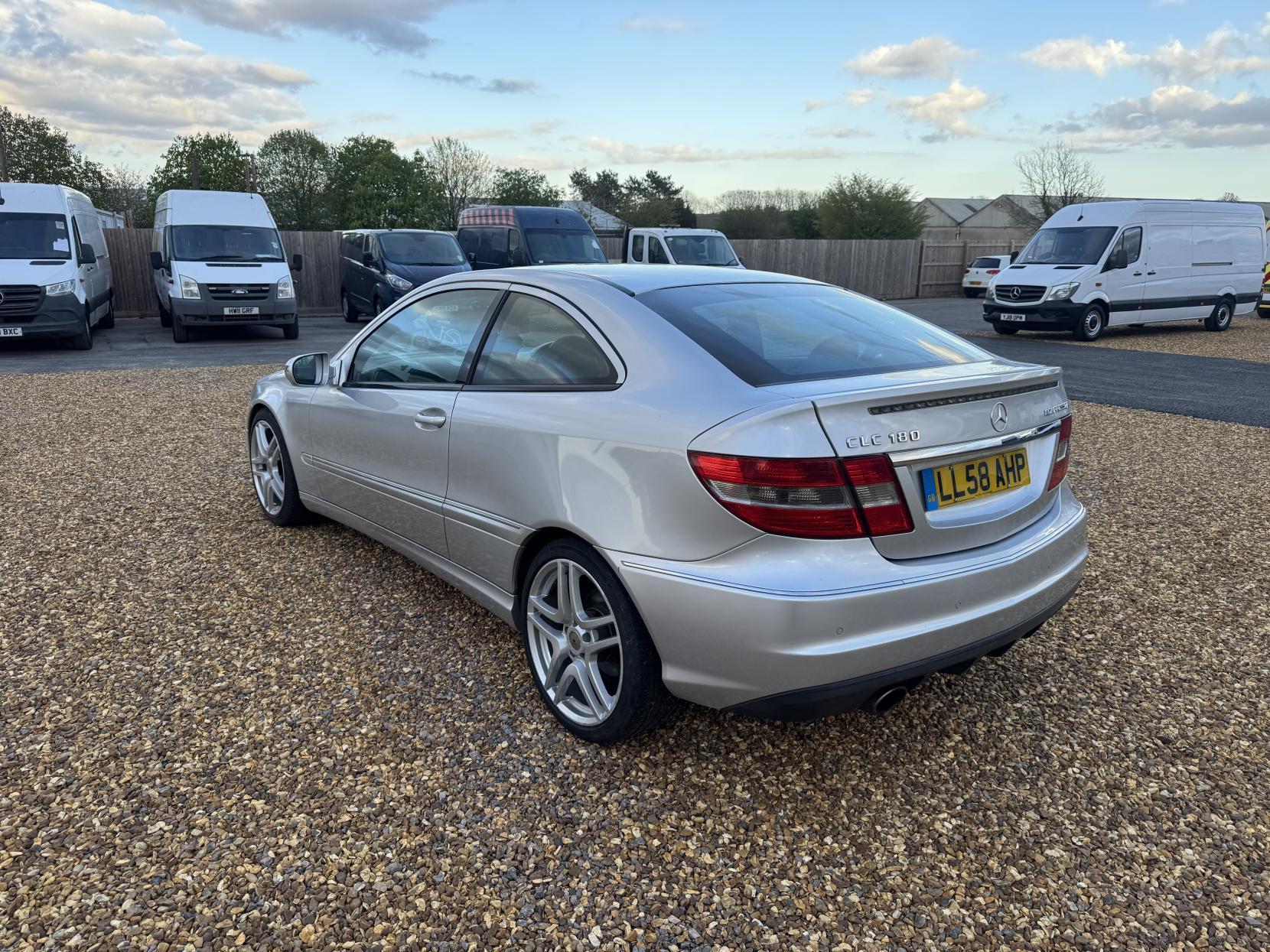 Mercedes-Benz CLC Class 1.8 CLC180K Sport Coupe 3dr Petrol Auto Euro 4 (143 ps)