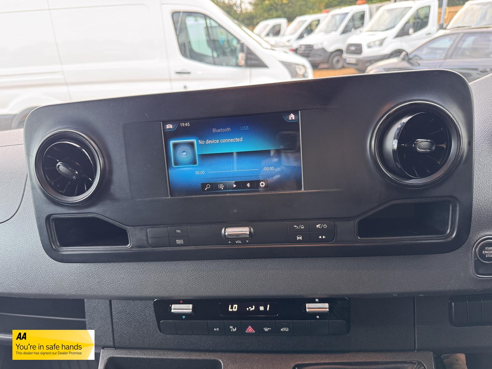 Mercedes-Benz Sprinter 2.1 316 CDI Panel Van 5dr Diesel Manual RWD L2 H2 Euro 6 (163 ps)