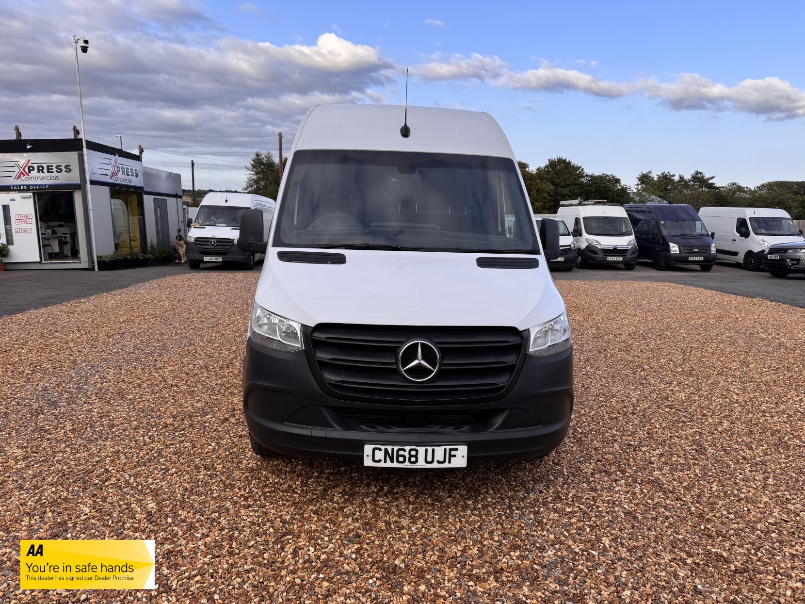 Mercedes-Benz Sprinter 2.1 316 CDI Panel Van 5dr Diesel Manual RWD L2 H2 Euro 6 (163 ps)