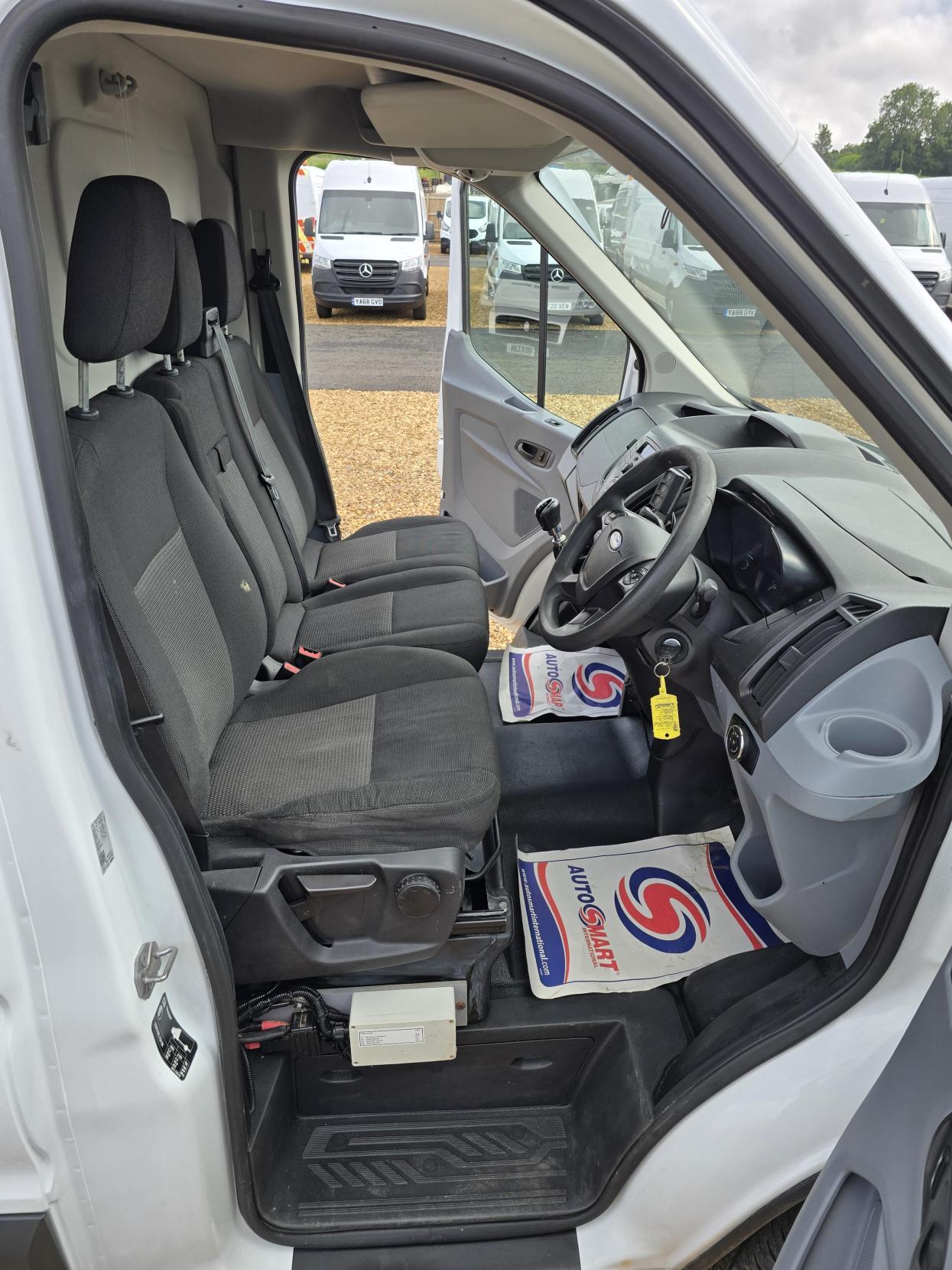 Ford Transit 2.2 TDCi 350 Panel Van 5dr Diesel Manual RWD L2 H3 Euro 5 (155 ps)