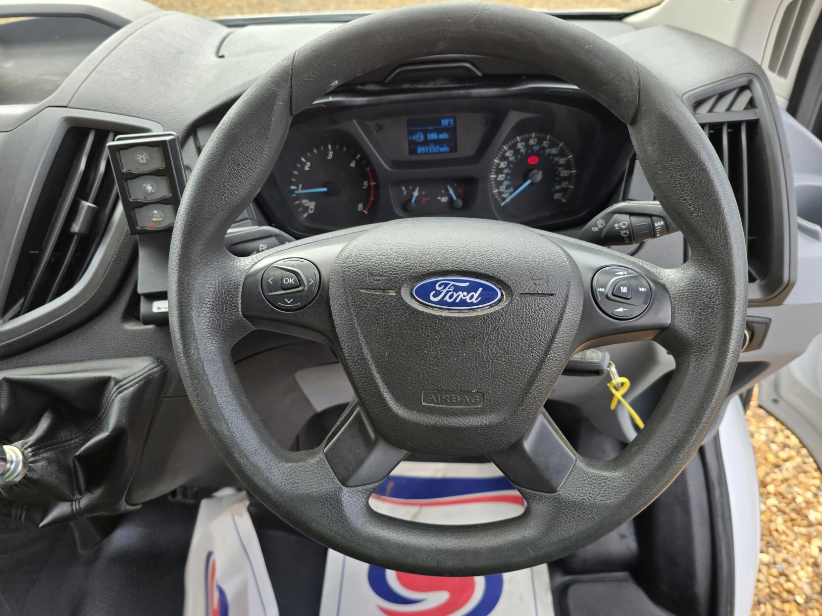 Ford Transit 2.2 TDCi 350 Panel Van 5dr Diesel Manual RWD L2 H3 Euro 5 (155 ps)