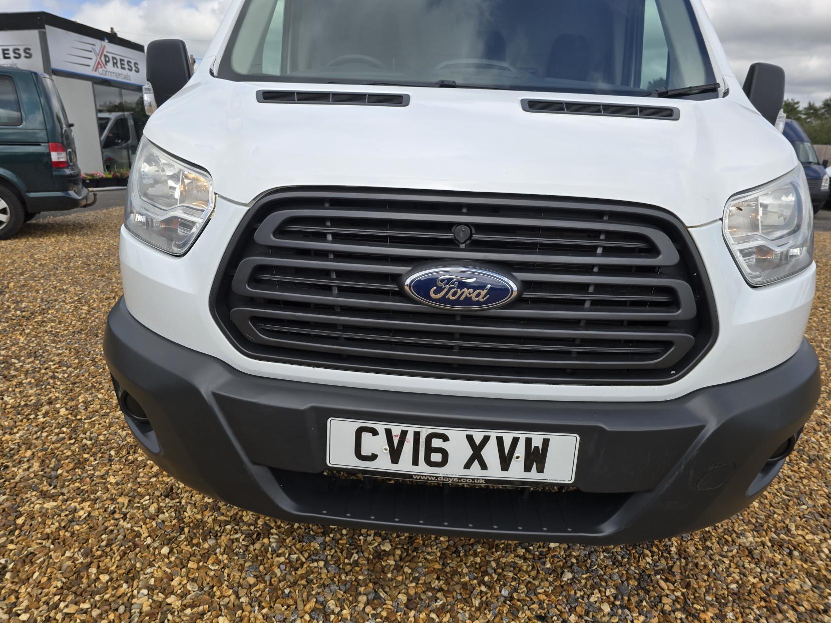 Ford Transit 2.2 TDCi 350 Panel Van 5dr Diesel Manual RWD L2 H3 Euro 5 (155 ps)
