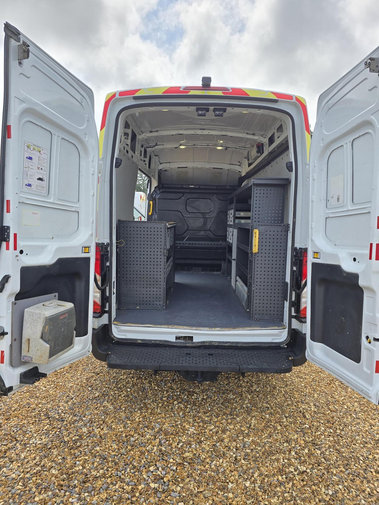 Ford Transit 2.2 TDCi 350 Panel Van 5dr Diesel Manual RWD L2 H3 Euro 5 (155 ps)