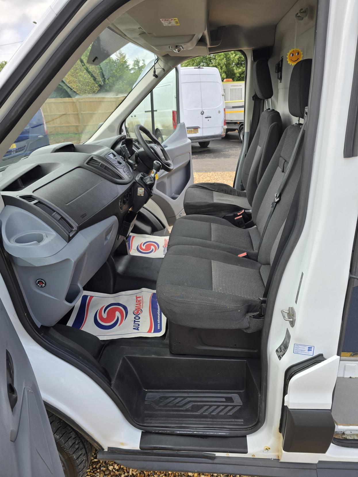 Ford Transit 2.2 TDCi 350 Panel Van 5dr Diesel Manual RWD L2 H3 Euro 5 (155 ps)