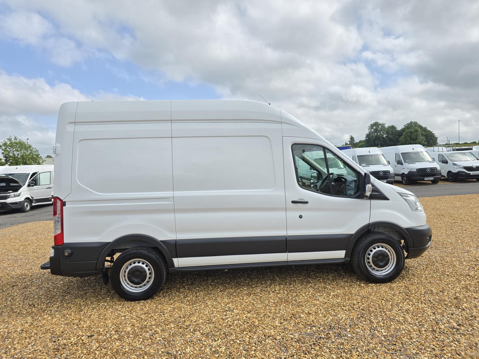 Ford Transit 2.2 TDCi 350 Panel Van 5dr Diesel Manual RWD L2 H3 Euro 5 (155 ps)