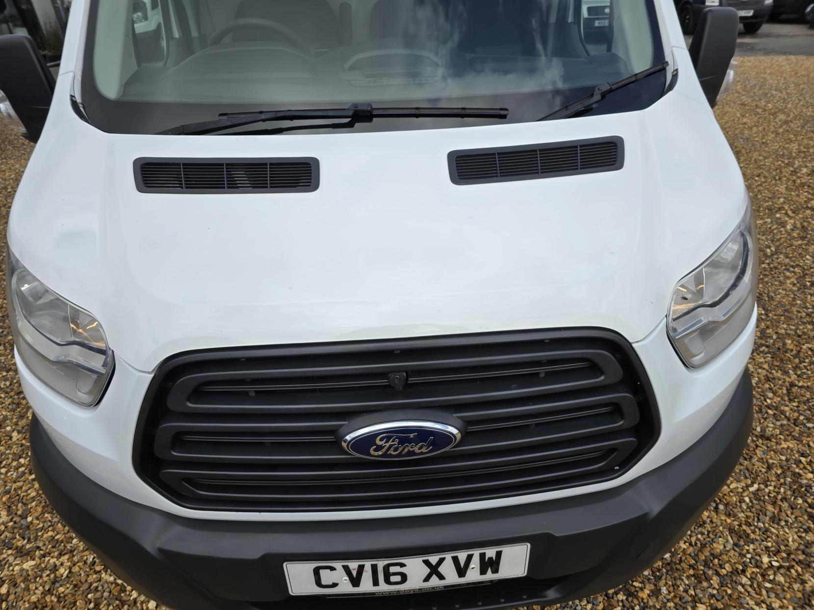 Ford Transit 2.2 TDCi 350 Panel Van 5dr Diesel Manual RWD L2 H3 Euro 5 (155 ps)