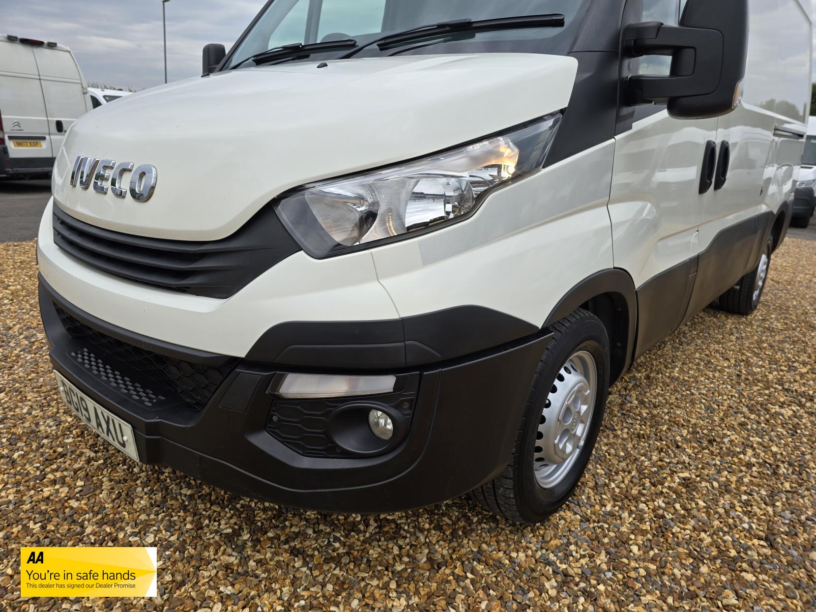 Iveco Daily 2.3D HPI 12V 35S 3520 Panel Van 5dr Diesel Manual MWB Euro 6 (s/s) (116 ps)