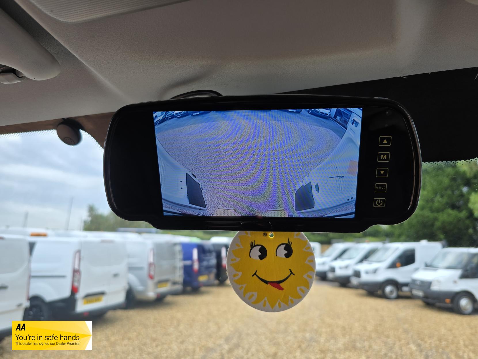 Iveco Daily 2.3D HPI 12V 35S 3520 Panel Van 5dr Diesel Manual MWB Euro 6 (s/s) (116 ps)
