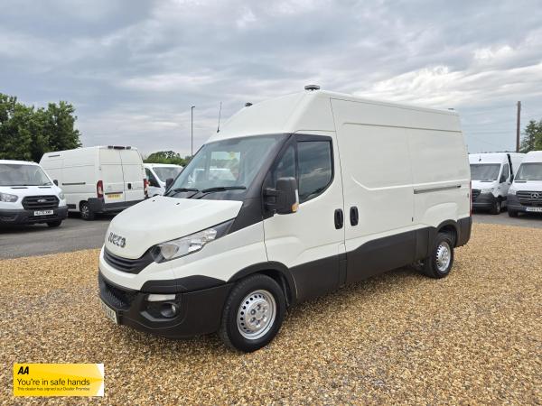 Iveco Daily 2.3D HPI 12V 35S 3520 Panel Van 5dr Diesel Manual MWB Euro 6 (s/s) (116 ps)