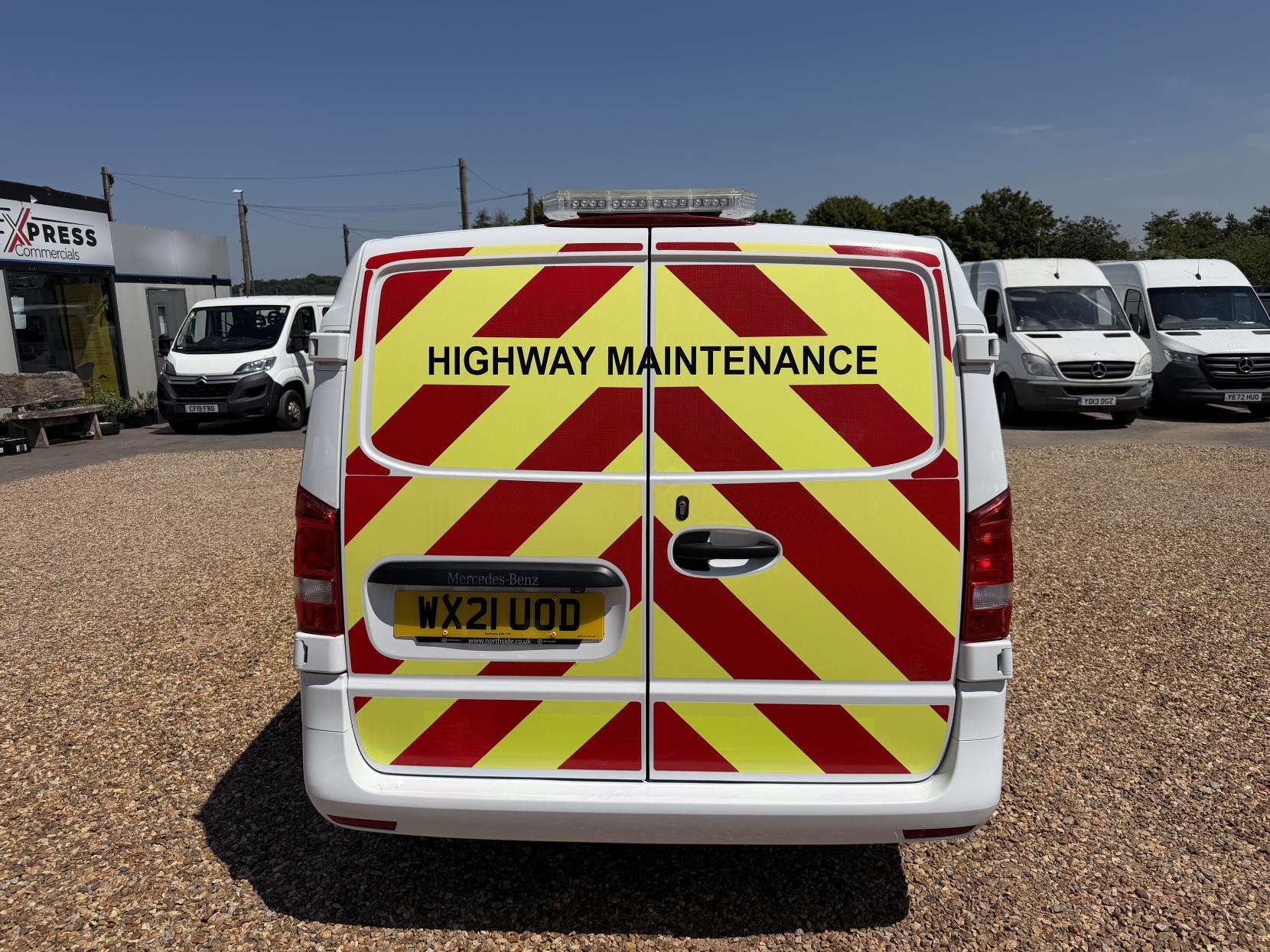 2021 Mercedes-Benz Vito 1.7 114 CDI Progressive Panel Van 5dr Diesel Manual FWD L2 Euro 6 (s/s) (LWB) (136 ps) - Thumbnail 10