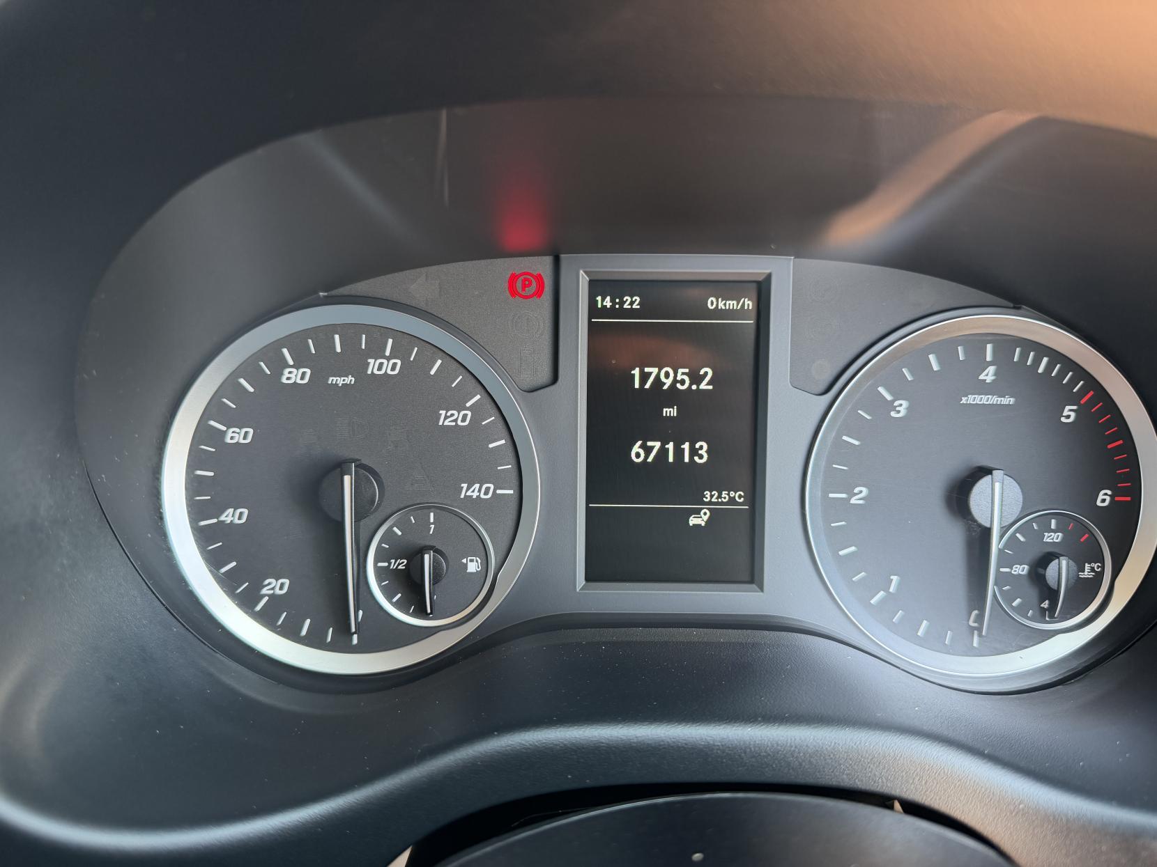2021 Mercedes-Benz Vito 1.7 114 CDI Progressive Panel Van 5dr Diesel Manual FWD L2 Euro 6 (s/s) (LWB) (136 ps) - Thumbnail 58
