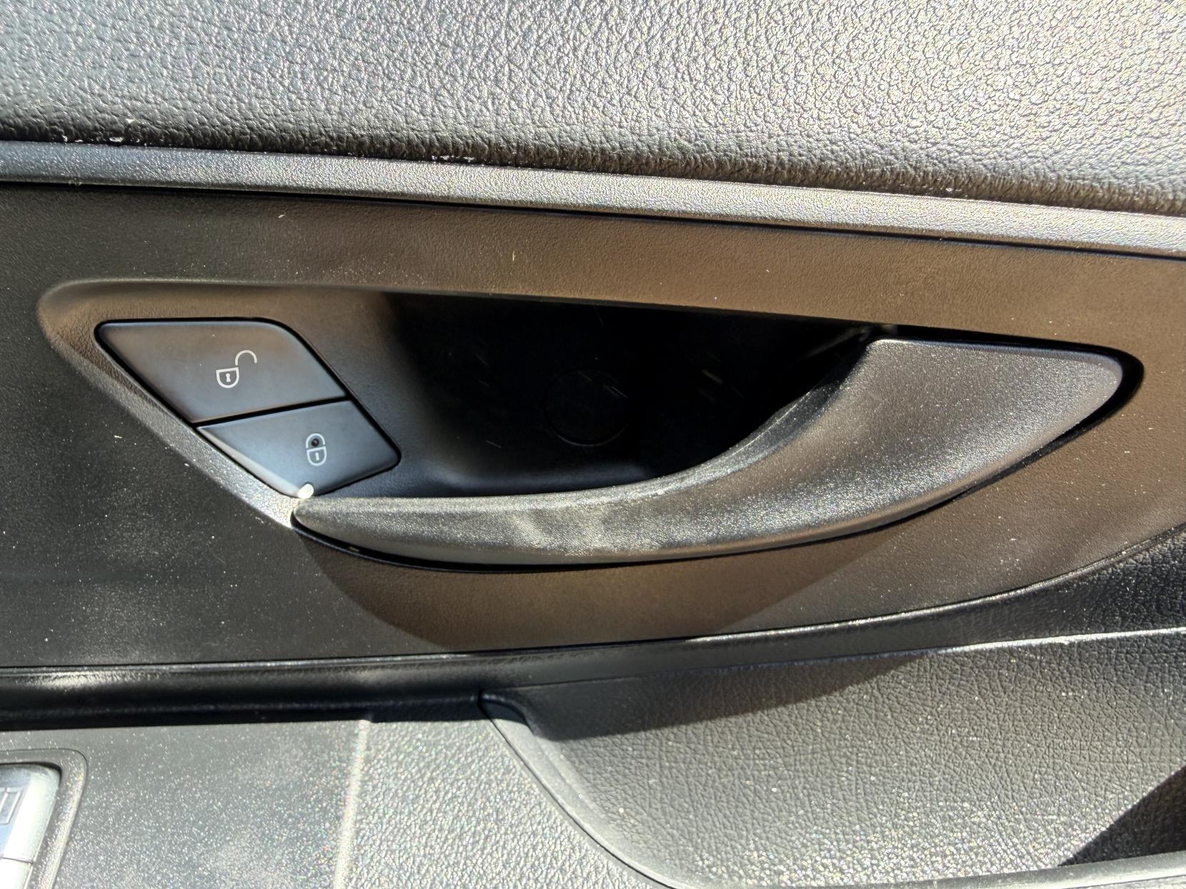 2021 Mercedes-Benz Vito 1.7 114 CDI Progressive Panel Van 5dr Diesel Manual FWD L2 Euro 6 (s/s) (LWB) (136 ps) - Thumbnail 51