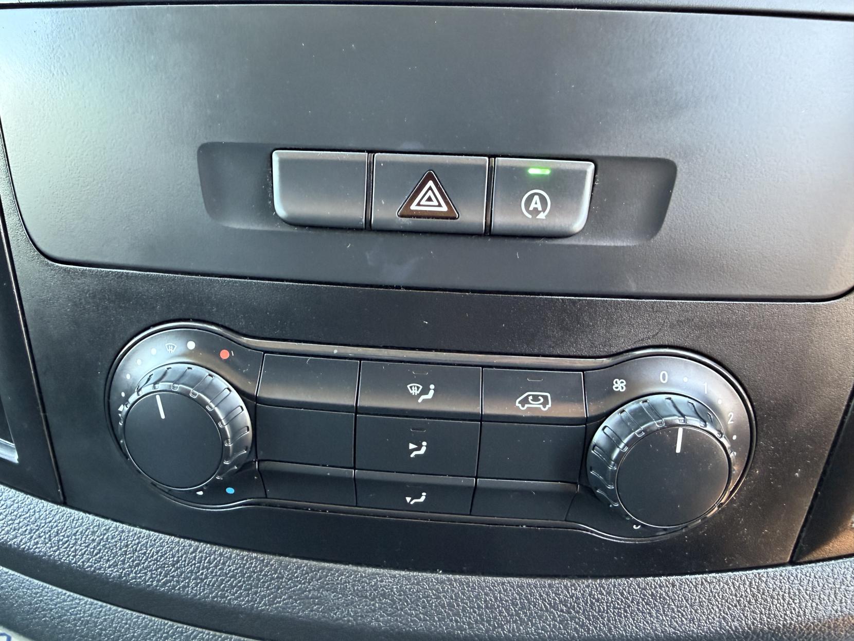 2021 Mercedes-Benz Vito 1.7 114 CDI Progressive Panel Van 5dr Diesel Manual FWD L2 Euro 6 (s/s) (LWB) (136 ps) - Thumbnail 60