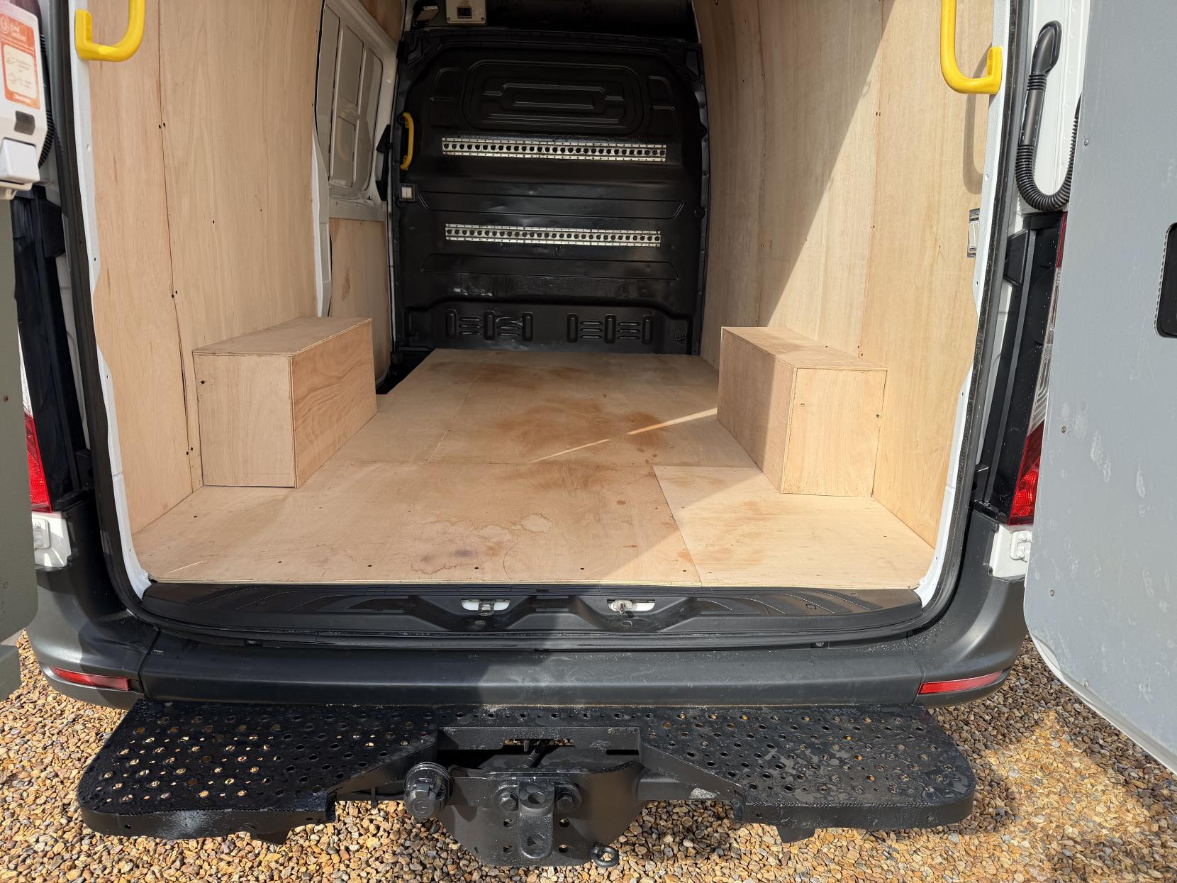 2019 Mercedes-Benz Sprinter 2.1 316 CDI Panel Van 5dr Diesel Manual RWD L2 H2 Euro 6 (163 ps) - Thumbnail 26