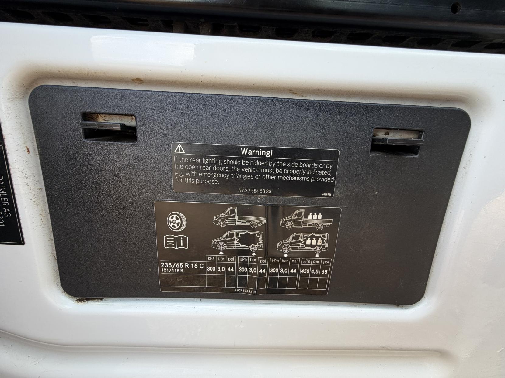 2019 Mercedes-Benz Sprinter 2.1 316 CDI Panel Van 5dr Diesel Manual RWD L2 H2 Euro 6 (163 ps) - Thumbnail 19