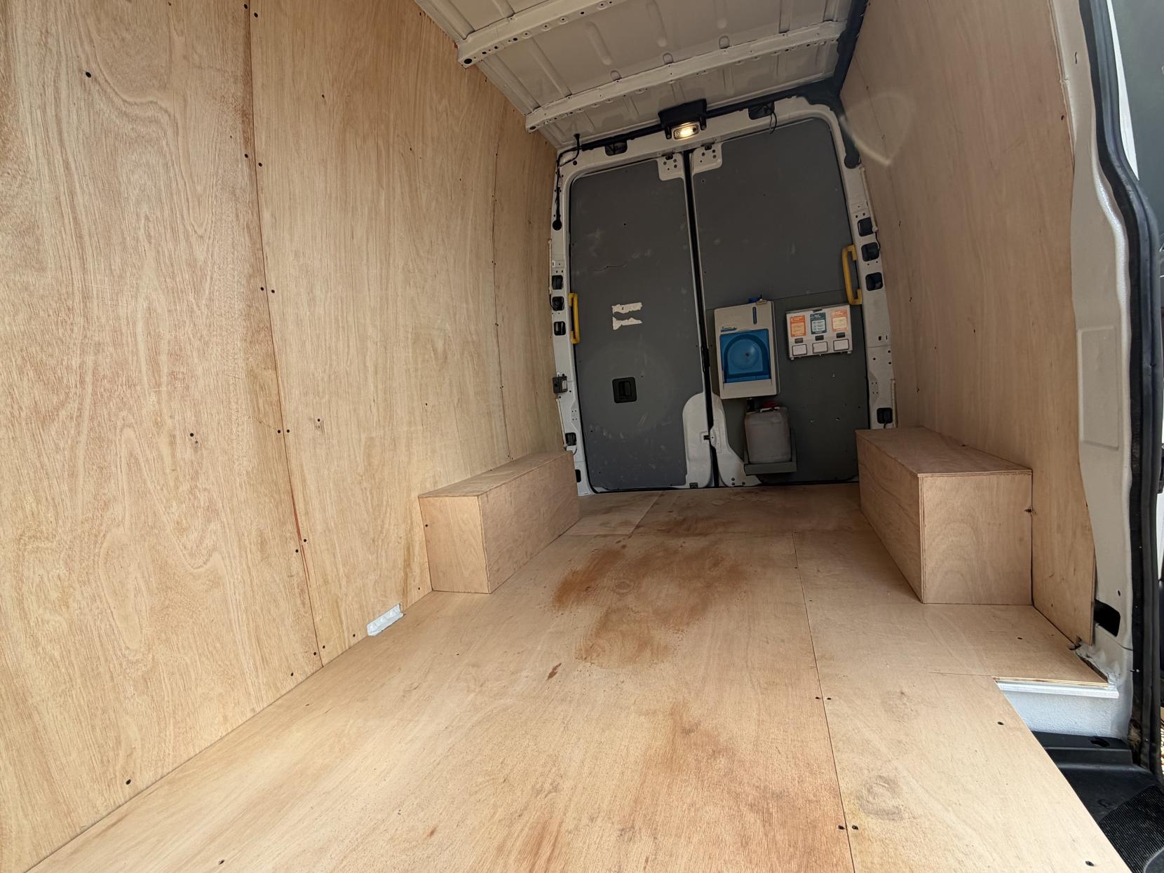 2019 Mercedes-Benz Sprinter 2.1 316 CDI Panel Van 5dr Diesel Manual RWD L2 H2 Euro 6 (163 ps) - Thumbnail 36