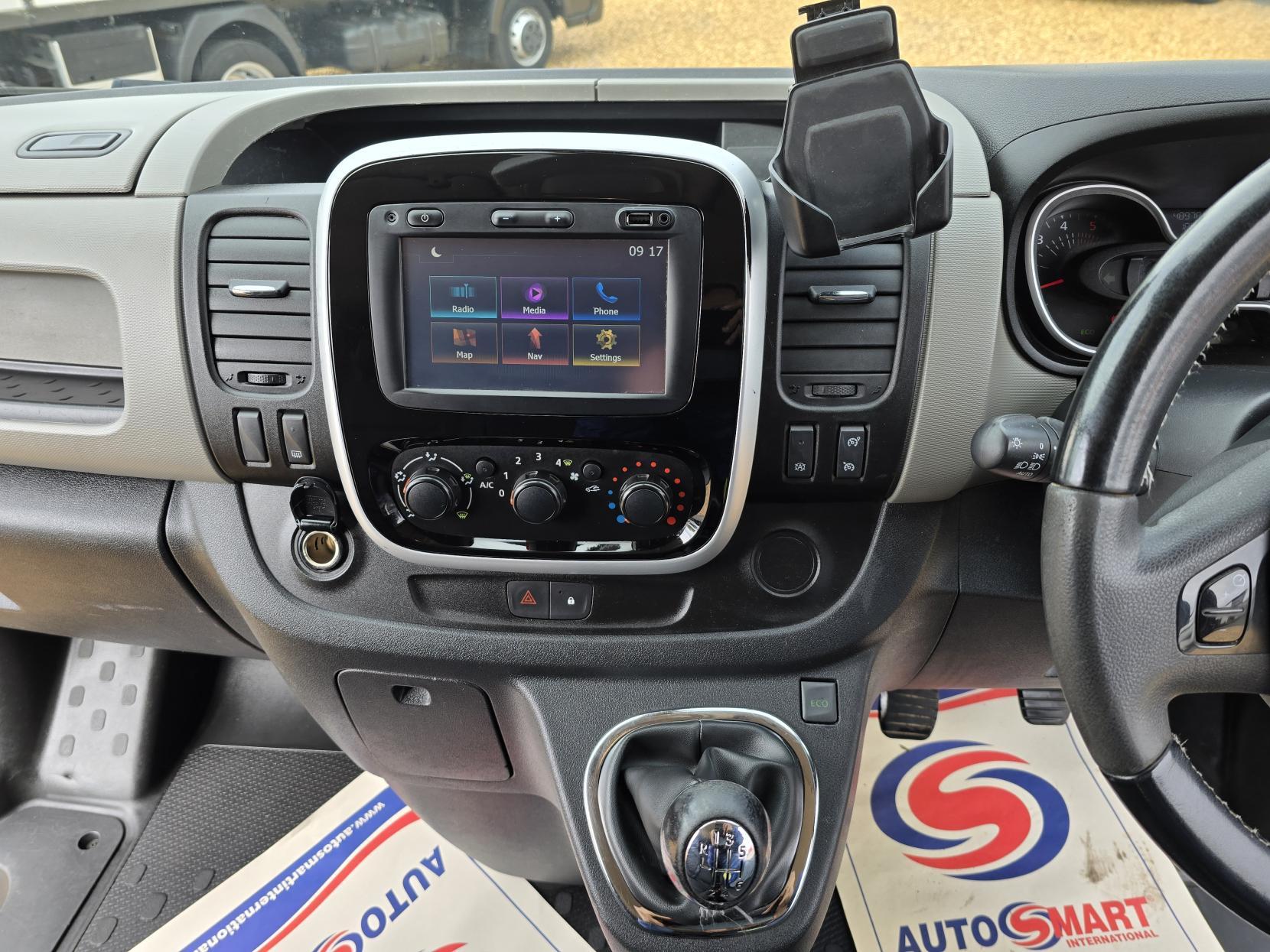 Renault Trafic 1.6 dCi ENERGY 27 Sport Nav Panel Van 5dr Diesel Manual SWB Standard Roof Euro 6 (s/s) (125 ps)