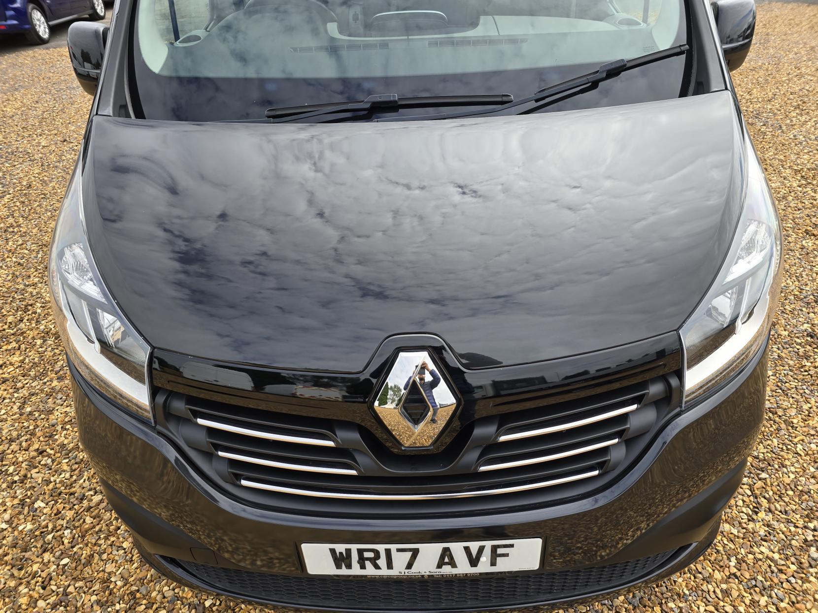 Renault Trafic 1.6 dCi ENERGY 27 Sport Nav Panel Van 5dr Diesel Manual SWB Standard Roof Euro 6 (s/s) (125 ps)