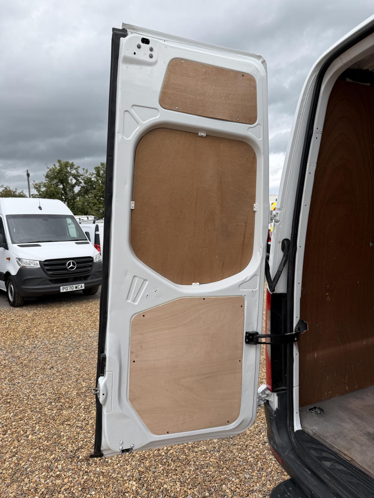 2020 Mercedes-Benz Sprinter 2.1 314 CDI Panel Van 5dr Diesel Manual RWD L3 H2 Euro 6 (143 ps) - Thumbnail 40