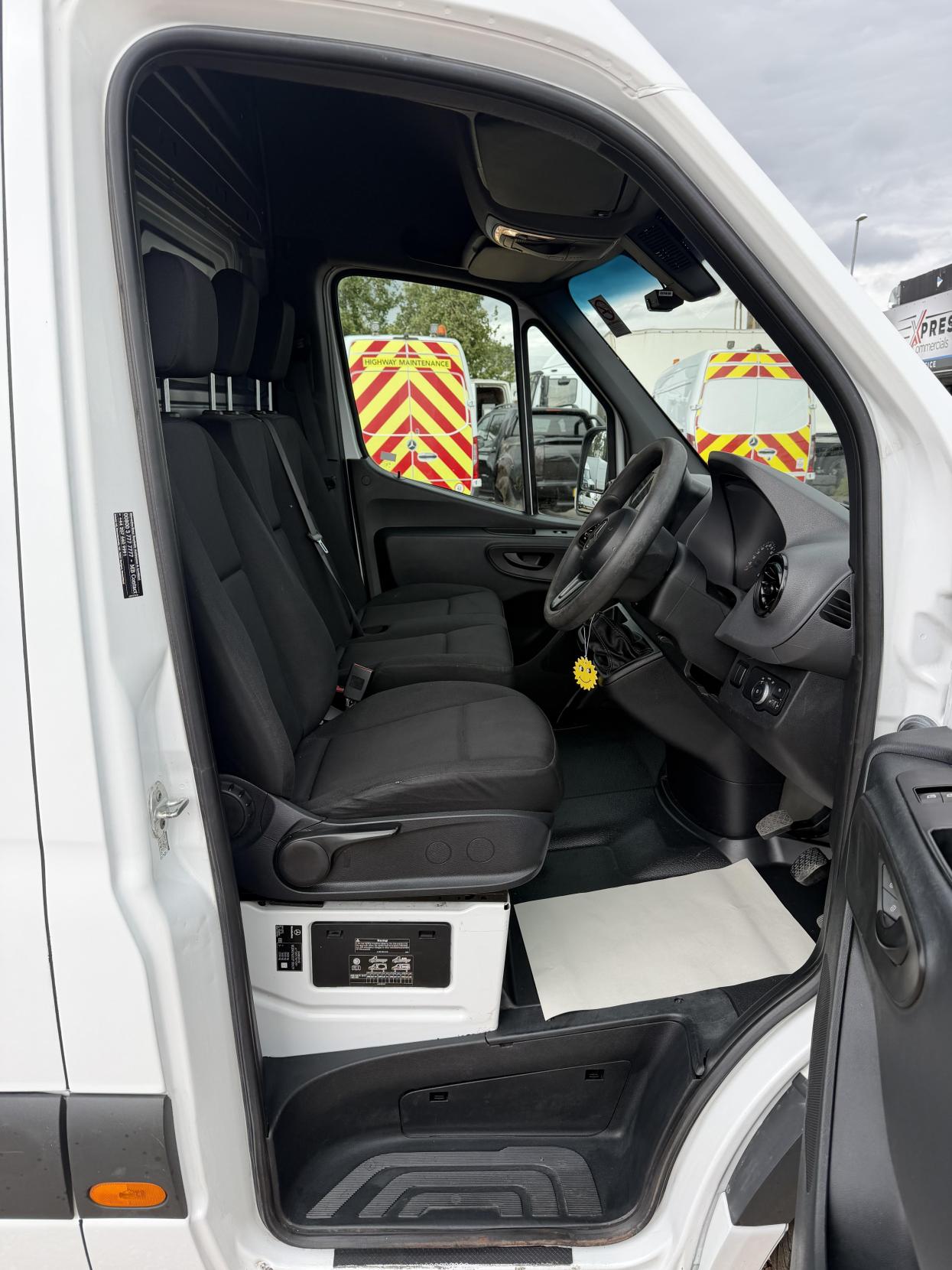 2020 Mercedes-Benz Sprinter 2.1 314 CDI Panel Van 5dr Diesel Manual RWD L3 H2 Euro 6 (143 ps) - Thumbnail 14