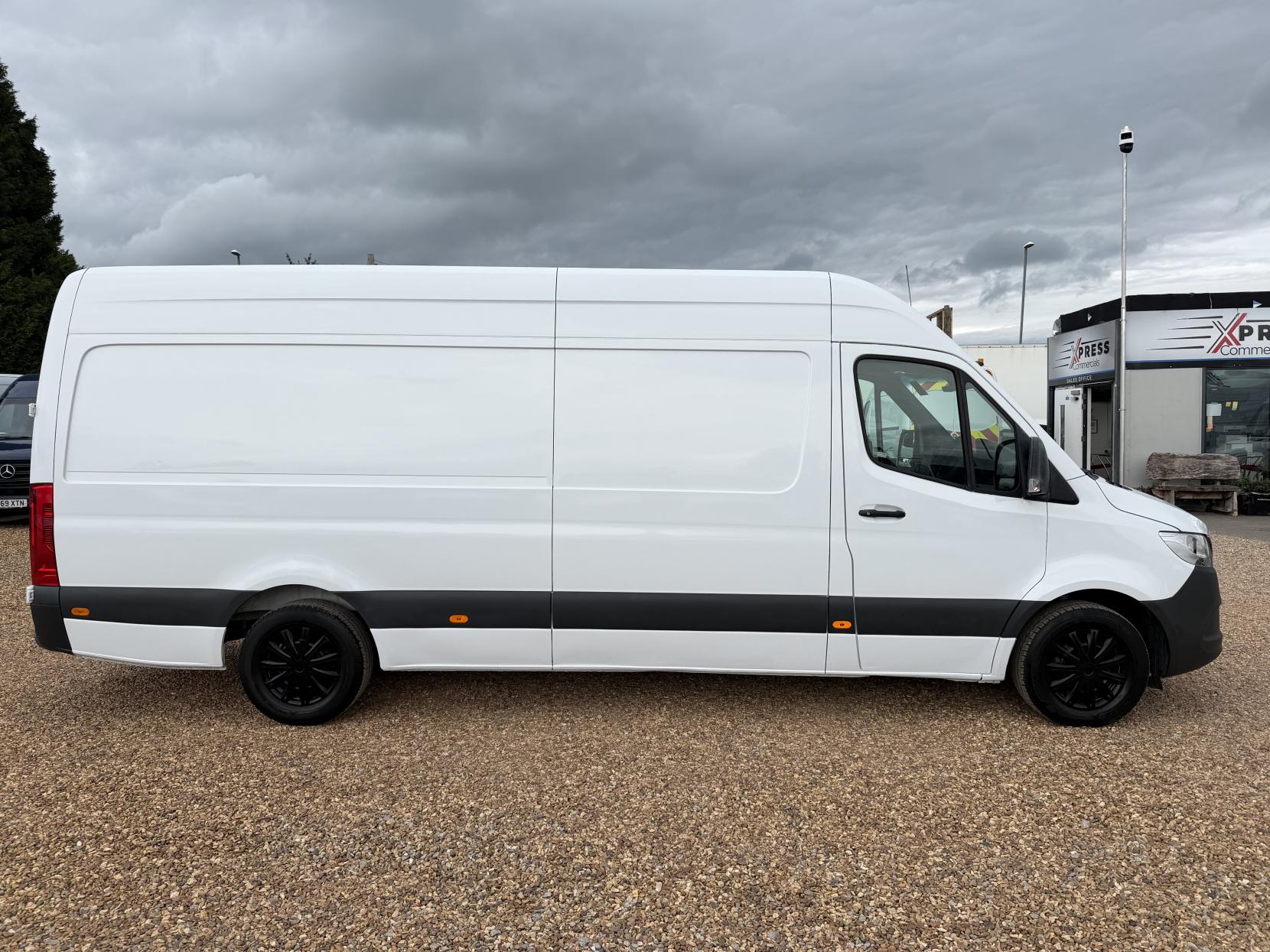 2020 Mercedes-Benz Sprinter 2.1 314 CDI Panel Van 5dr Diesel Manual RWD L3 H2 Euro 6 (143 ps) - Thumbnail 12