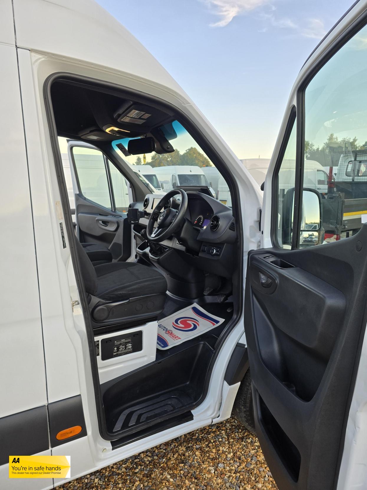Mercedes-Benz Sprinter 2.1 311 CDI Panel Van 5dr Diesel Manual RWD L3 H2 Euro 6 (114 ps)