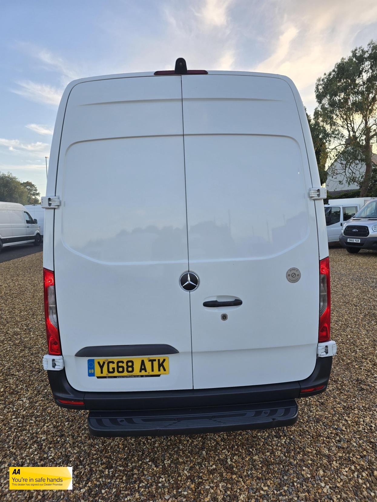 Mercedes-Benz Sprinter 2.1 311 CDI Panel Van 5dr Diesel Manual RWD L3 H2 Euro 6 (114 ps)