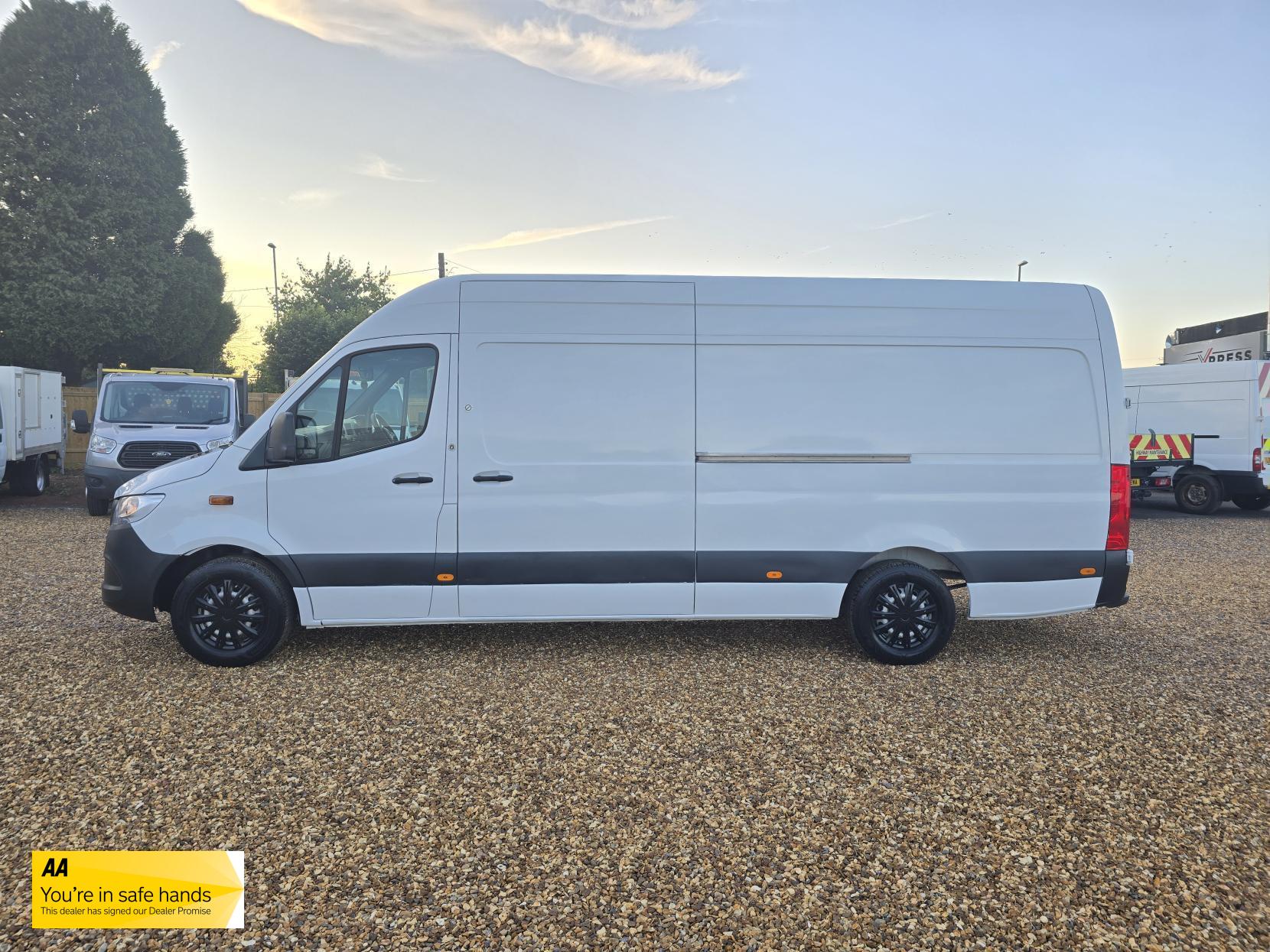 Mercedes-Benz Sprinter 2.1 311 CDI Panel Van 5dr Diesel Manual RWD L3 H2 Euro 6 (114 ps)
