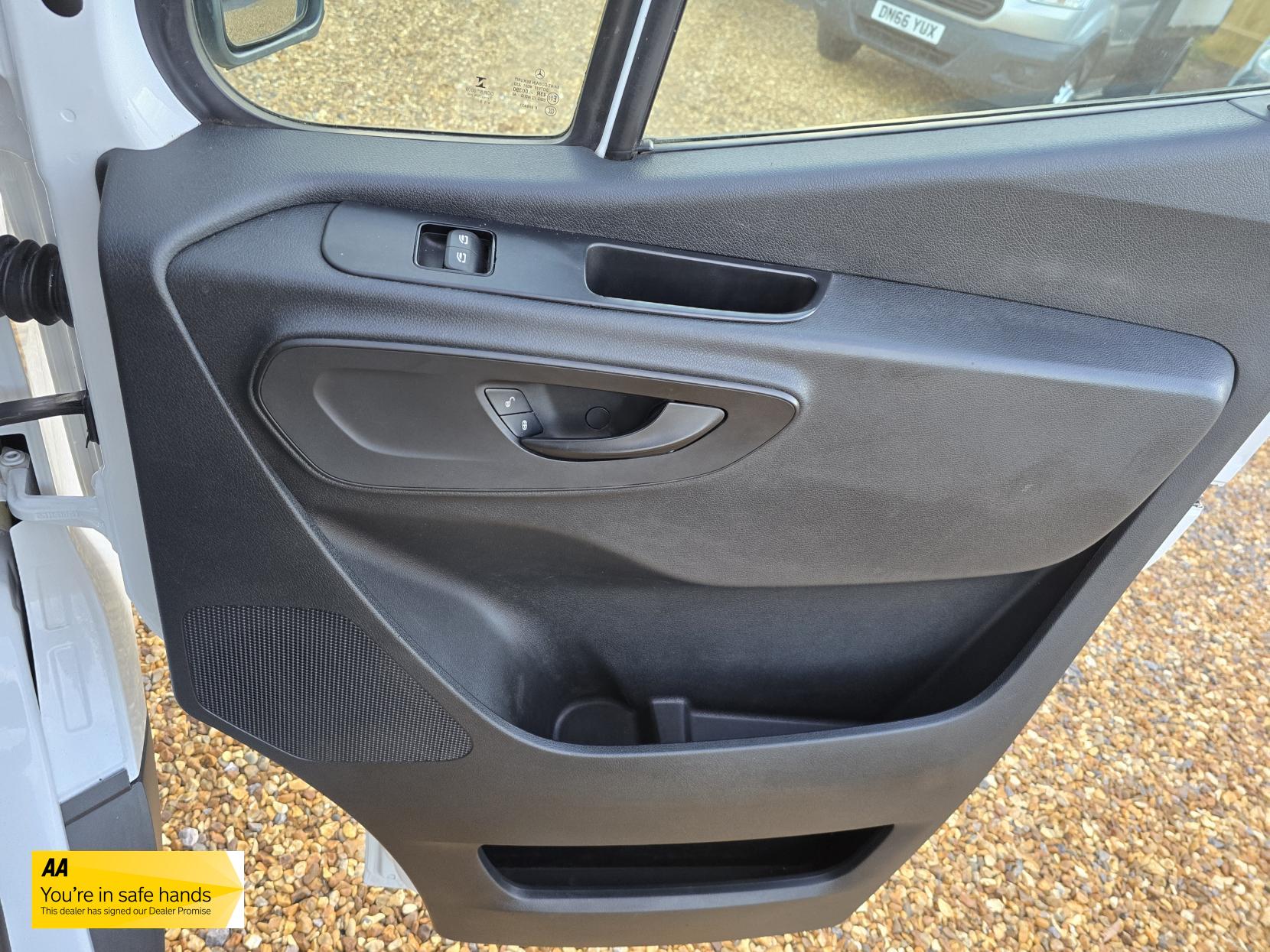 Mercedes-Benz Sprinter 2.1 311 CDI Panel Van 5dr Diesel Manual RWD L3 H2 Euro 6 (114 ps)