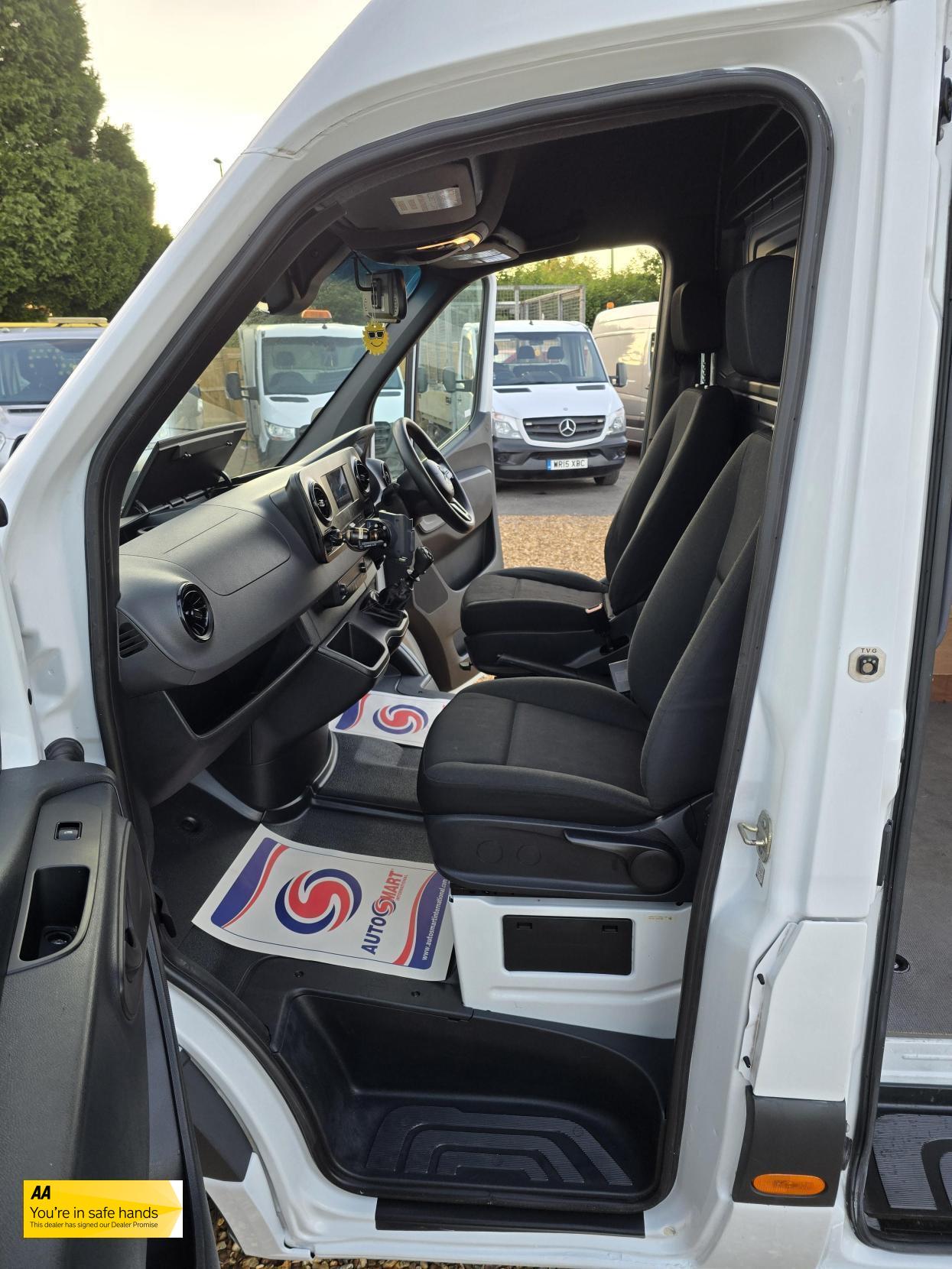 Mercedes-Benz Sprinter 2.1 311 CDI Panel Van 5dr Diesel Manual RWD L3 H2 Euro 6 (114 ps)